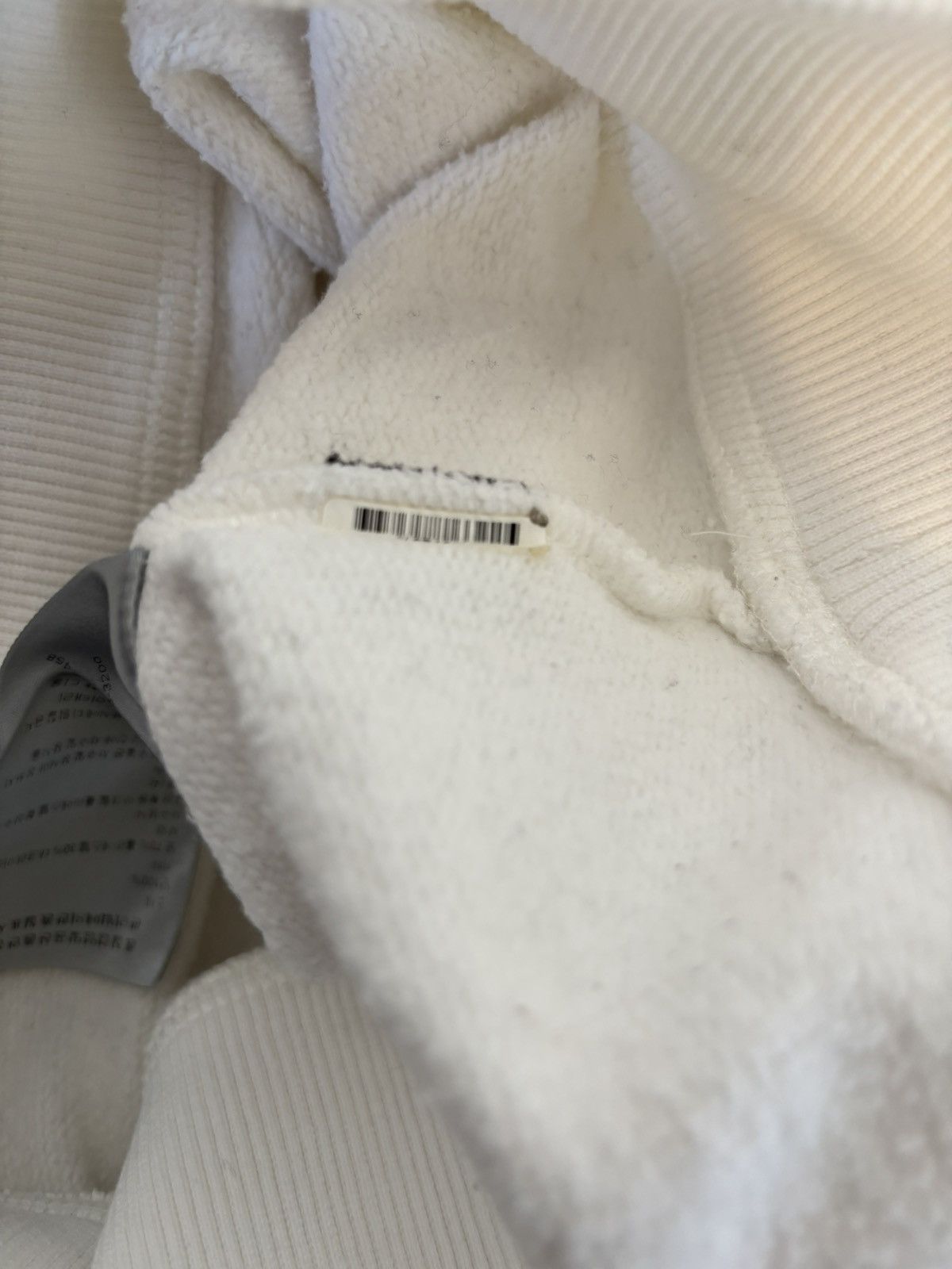 Dior Dior Bumble Bee CrewNeck Size US M / EU 48-50 / 2 - 11 Thumbnail