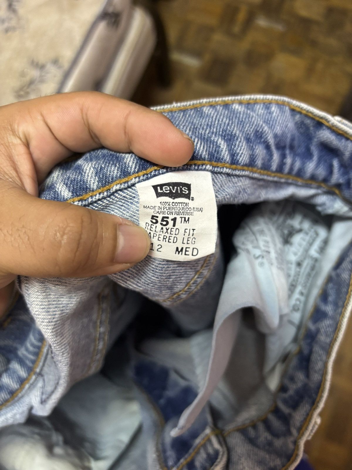 Jean × Levi's × Vintage Vintage Levis 90’s 551 Relaxed Fit Tapered Leg (Size 31) Size US 38 / EU 54 - 8 Thumbnail