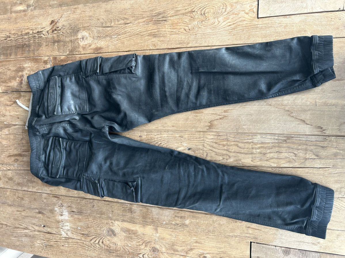 Rick Owens Drkshdw Rick Owens DRKSHDW black oiled cargo pants size XL Size US 36 / EU 52 - 2 Thumbnail