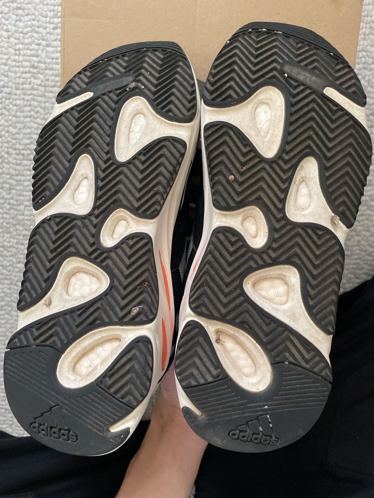Yeezy Adidas Yeezy Boost 700 Wave Runner Size US 9.5 / EU 42-43 - 6 Thumbnail