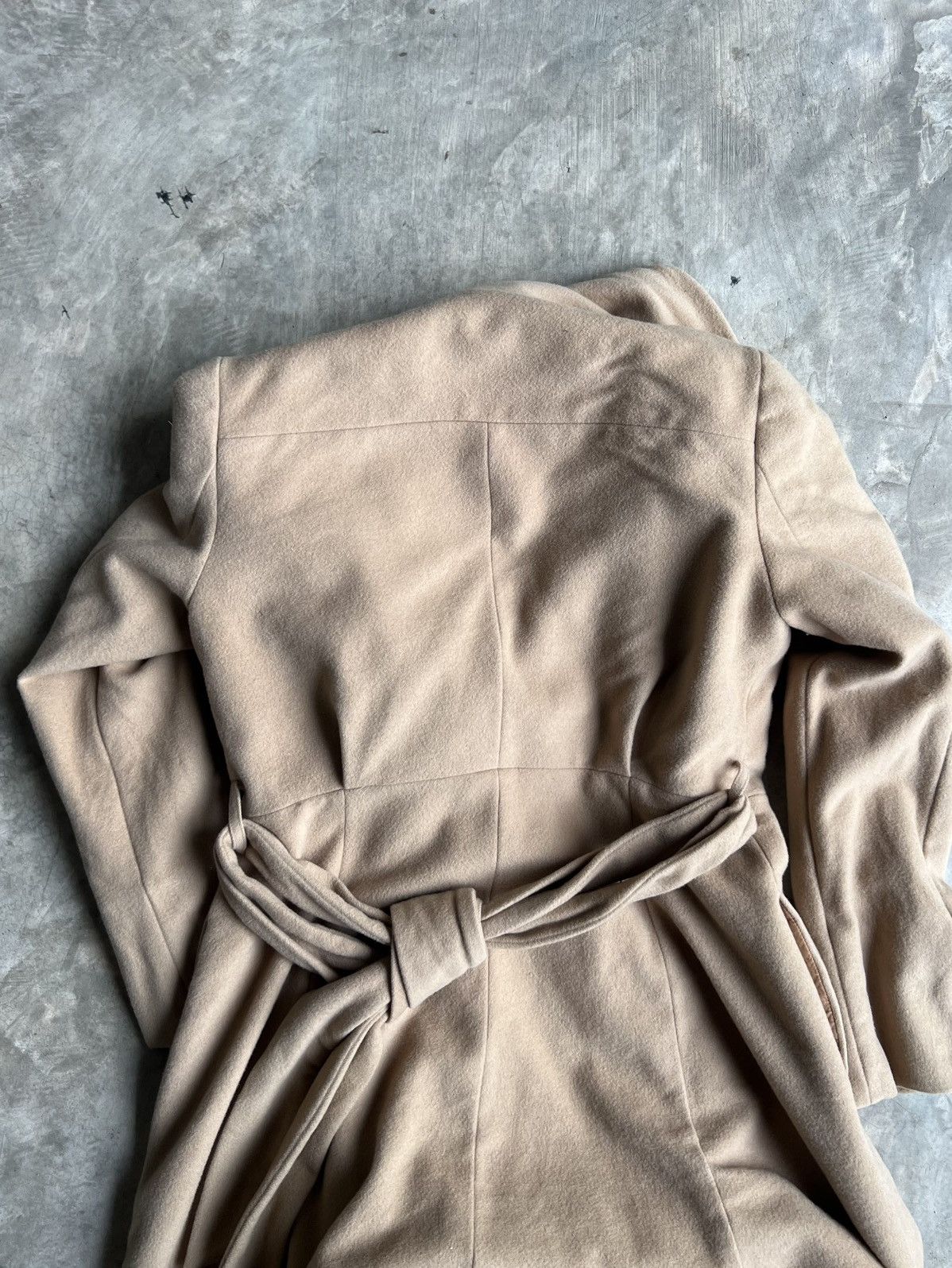 Yohji Yamamoto Ined Wool Long Coat by Yohji Yamamoto Size US XXS / EU 40 - 11 Thumbnail