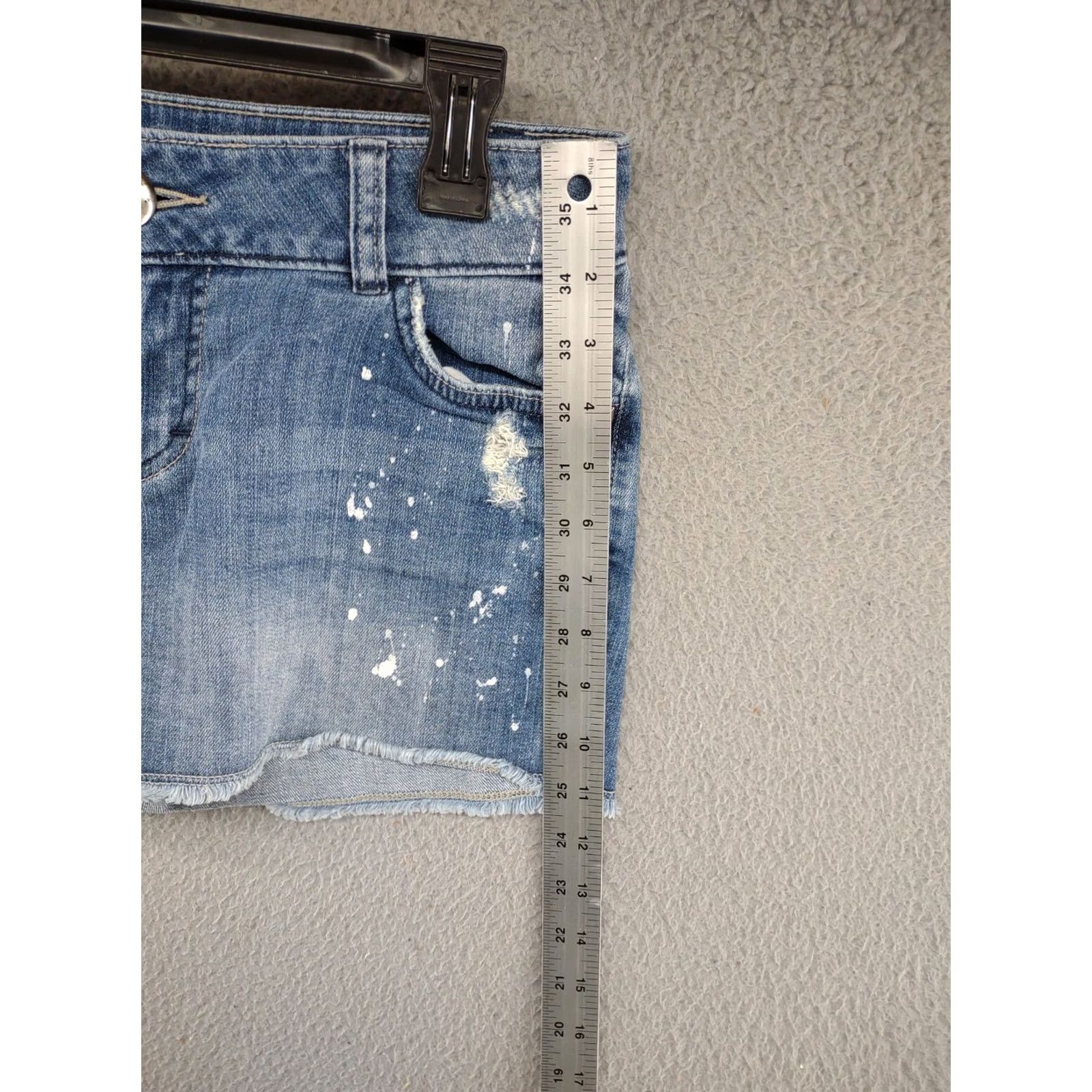 Vintage ELLE Women’s Distressed Paint Splatters Stretch Blue Denim Shorts Size 6 Casual Cotton Blend Denim Shorts Womens 6 Blue Size 28" / US 6 / IT 42 - 6 Thumbnail