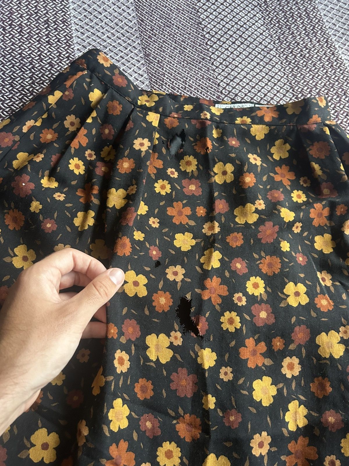 Celine Vintage Celine Midi Skirt Women Luxury Style Size 44 Rare Size 30" / US 8 / IT 44 - 10 Thumbnail