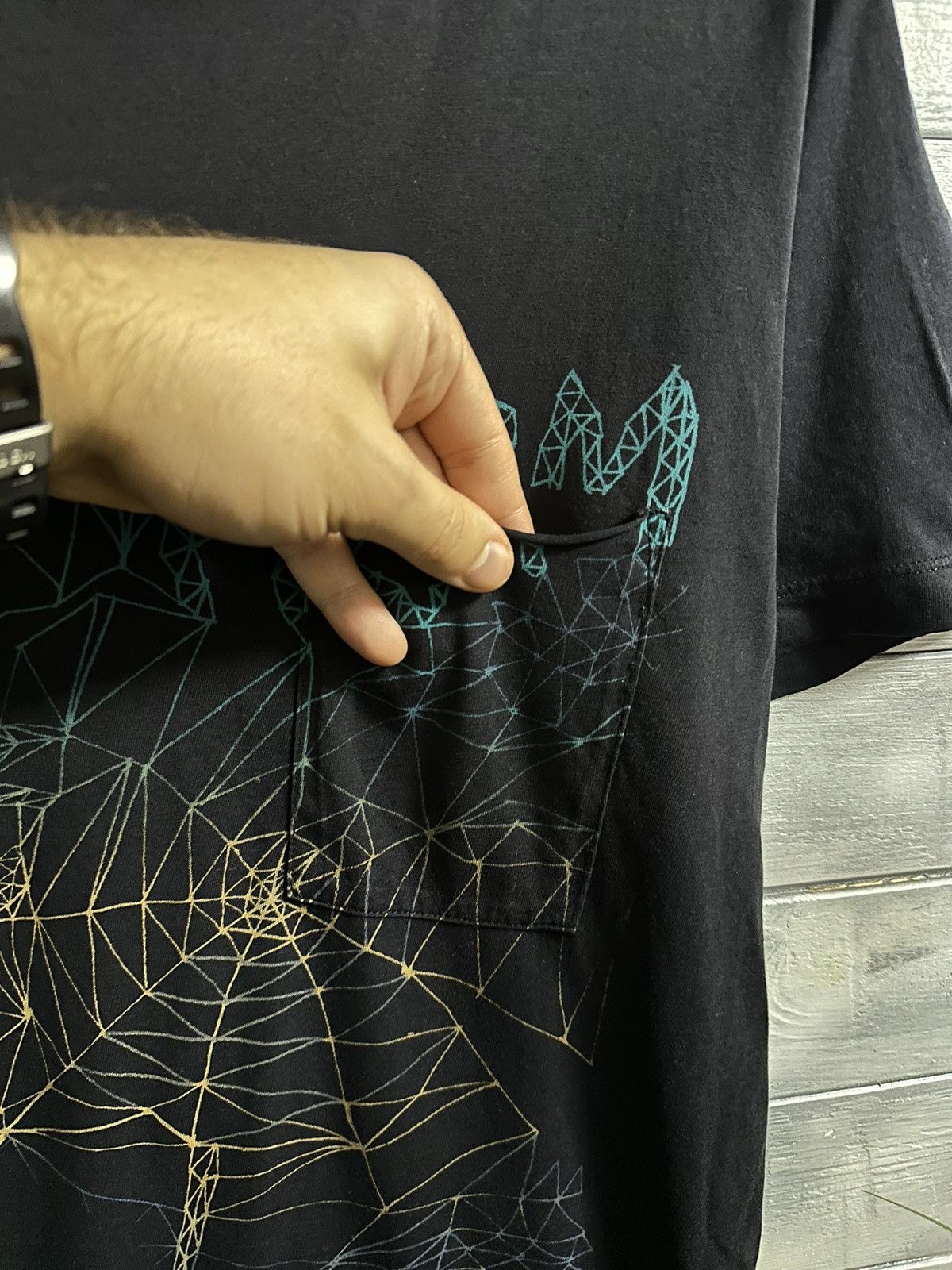 Diesel × Vintage Rare Vintage T-Shirt Diesel Web Tears Farm A Cloud. Size US L / EU 52-54 / 3 - 4 Thumbnail