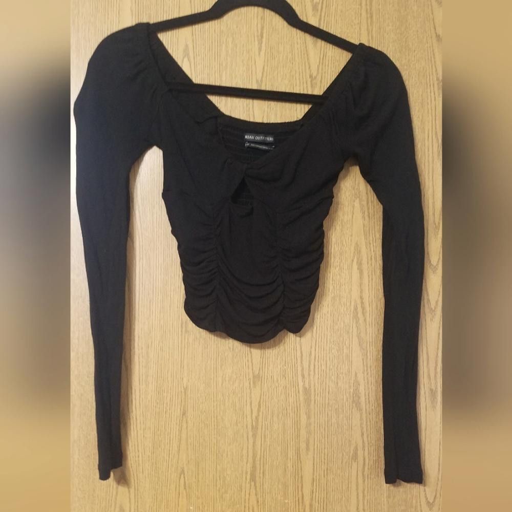 Urban Outfitters Urban Outfitters Black Blouse Size XS Size XS / US 0-2 / IT 36-38 - 1 Thumbnail