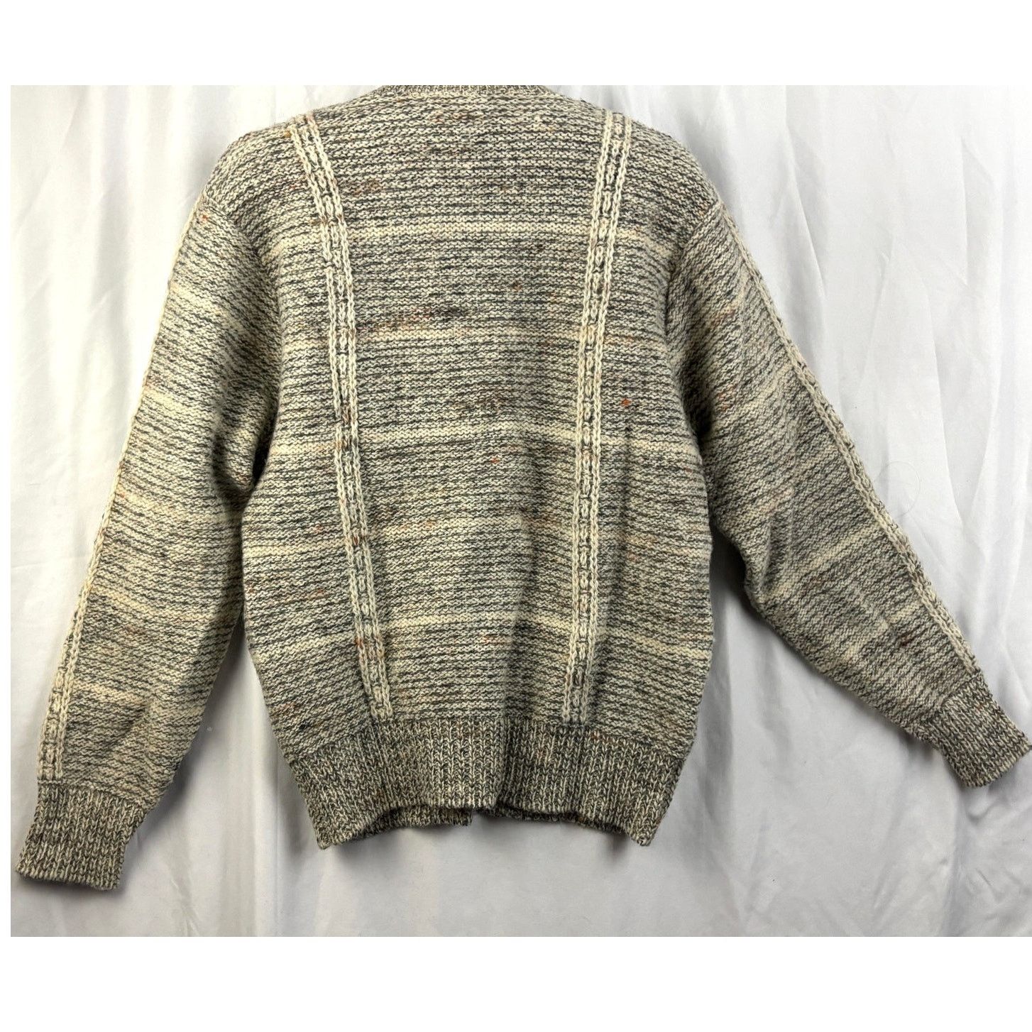 Pendleton Vtg Pendleton Pure Virgin Wool V-Neck Sweater USA Gray L Size US L / EU 52-54 / 3 - 2 Thumbnail