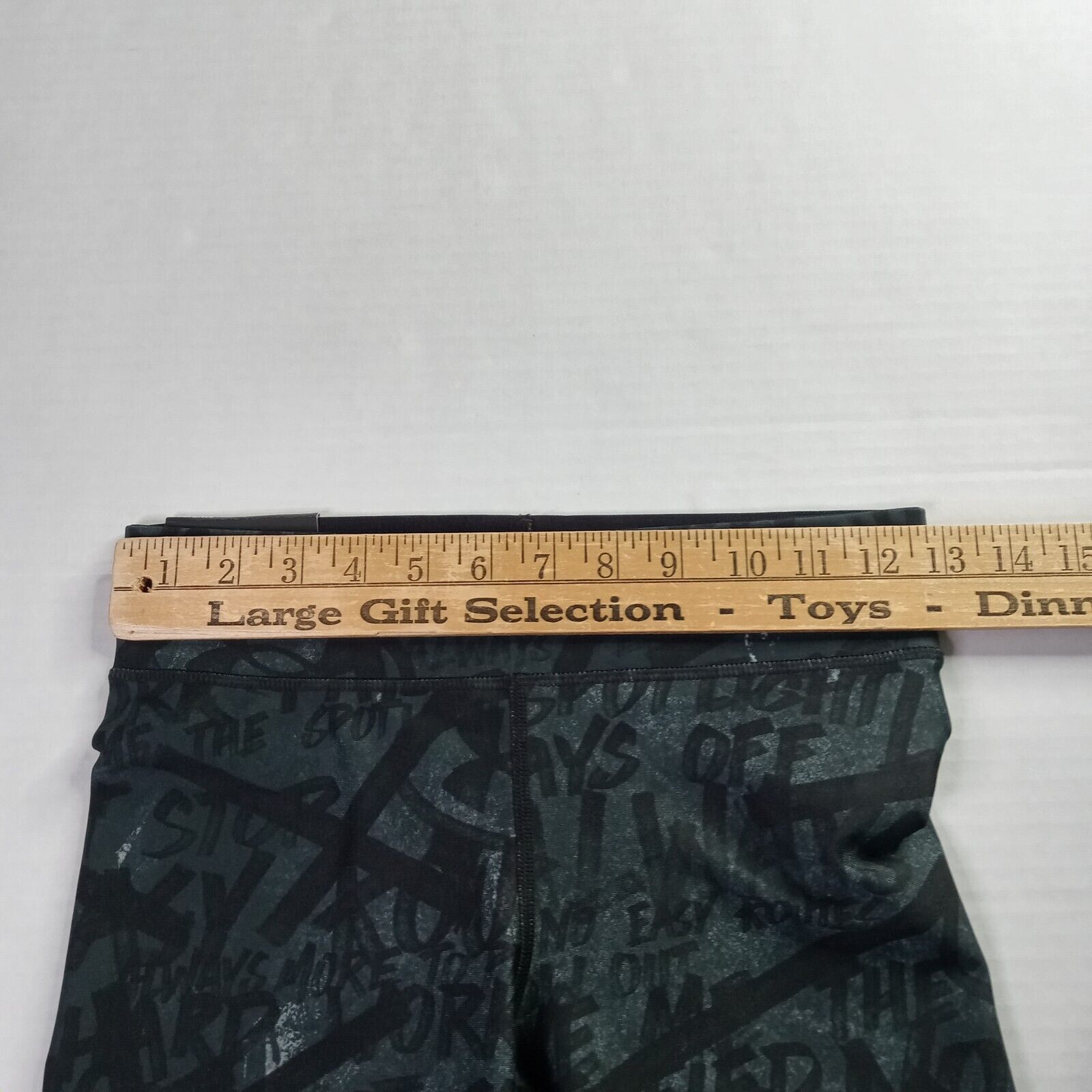Under Armour Under Armour Women's Alter Compression 5” Shorts Size S Camo Size 26" / US 2 / IT 38 - 4 Thumbnail