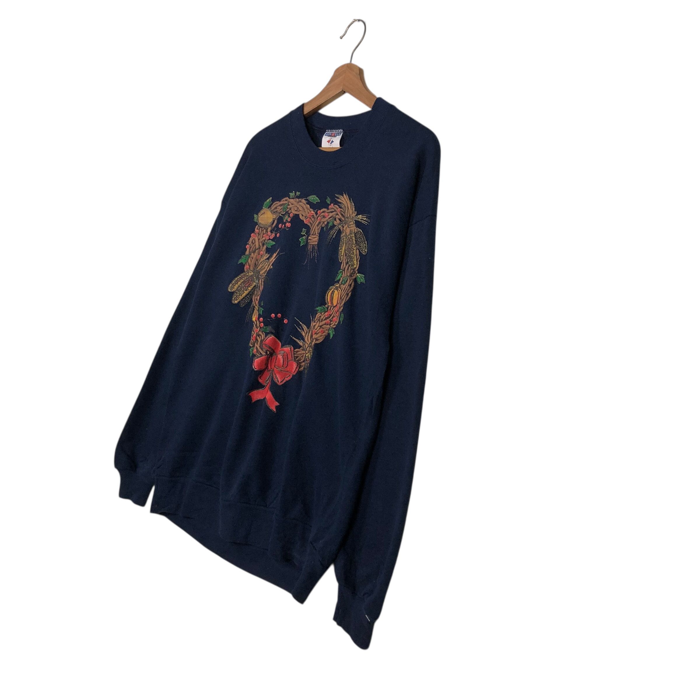 Vintage 📌Vintage Sweatshirt Featuring a Heart Shaped Autumn Winter Size US L / EU 52-54 / 3 - 3 Thumbnail