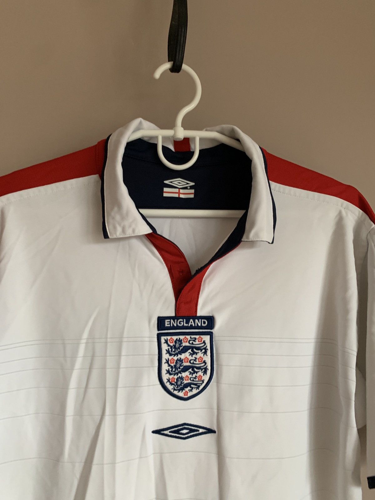 Umbro England 2005 Home Football Shirt Umbro Vintage Soccer Sz S Size US S / EU 44-46 / 1 - 4 Thumbnail