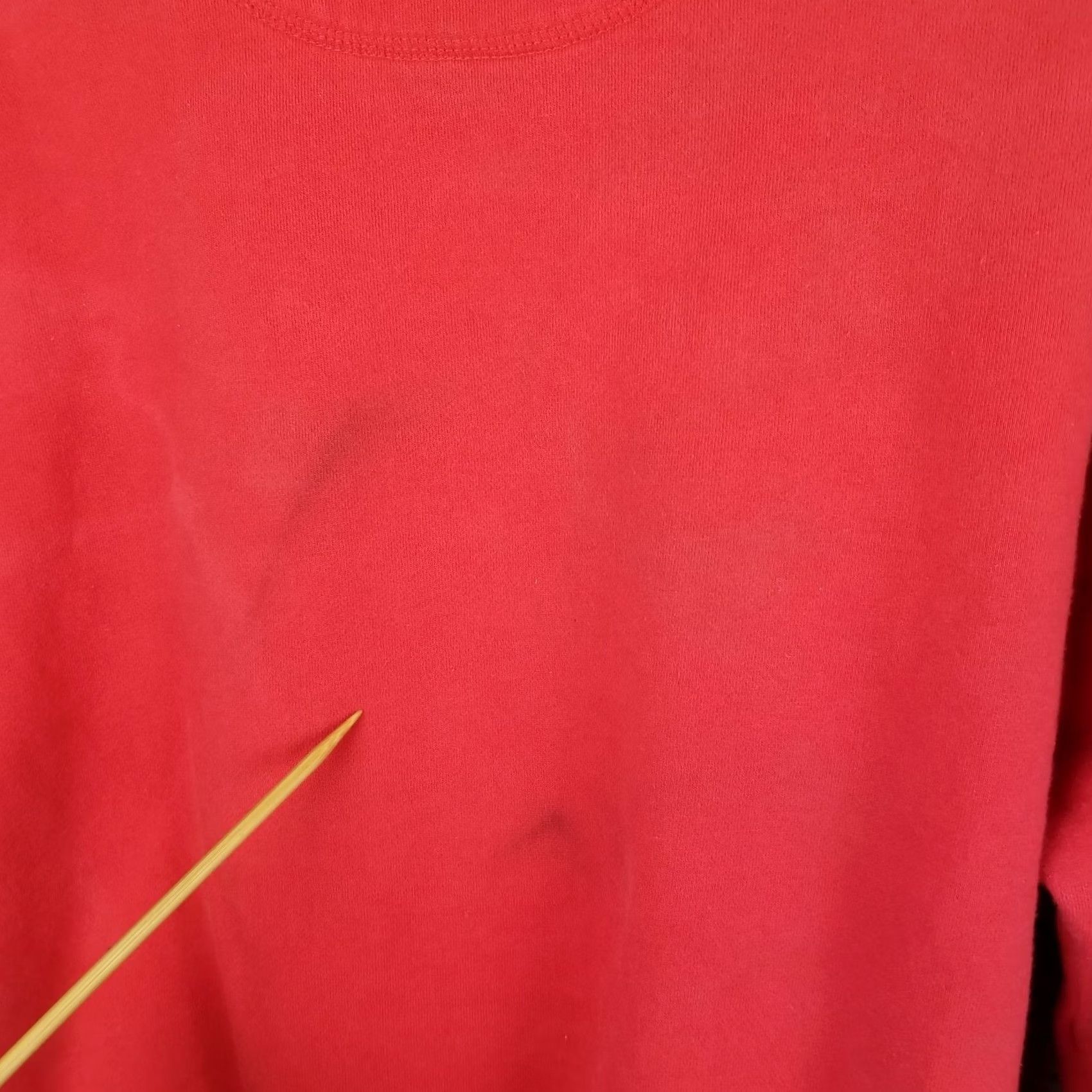 Vintage VINTAGE Mickey INC Disneyland Red Embroidered Sweatshirt Crew Neck Adult Medium Flawed Linen? Size US L / EU 52-54 / 3 - 5 Thumbnail