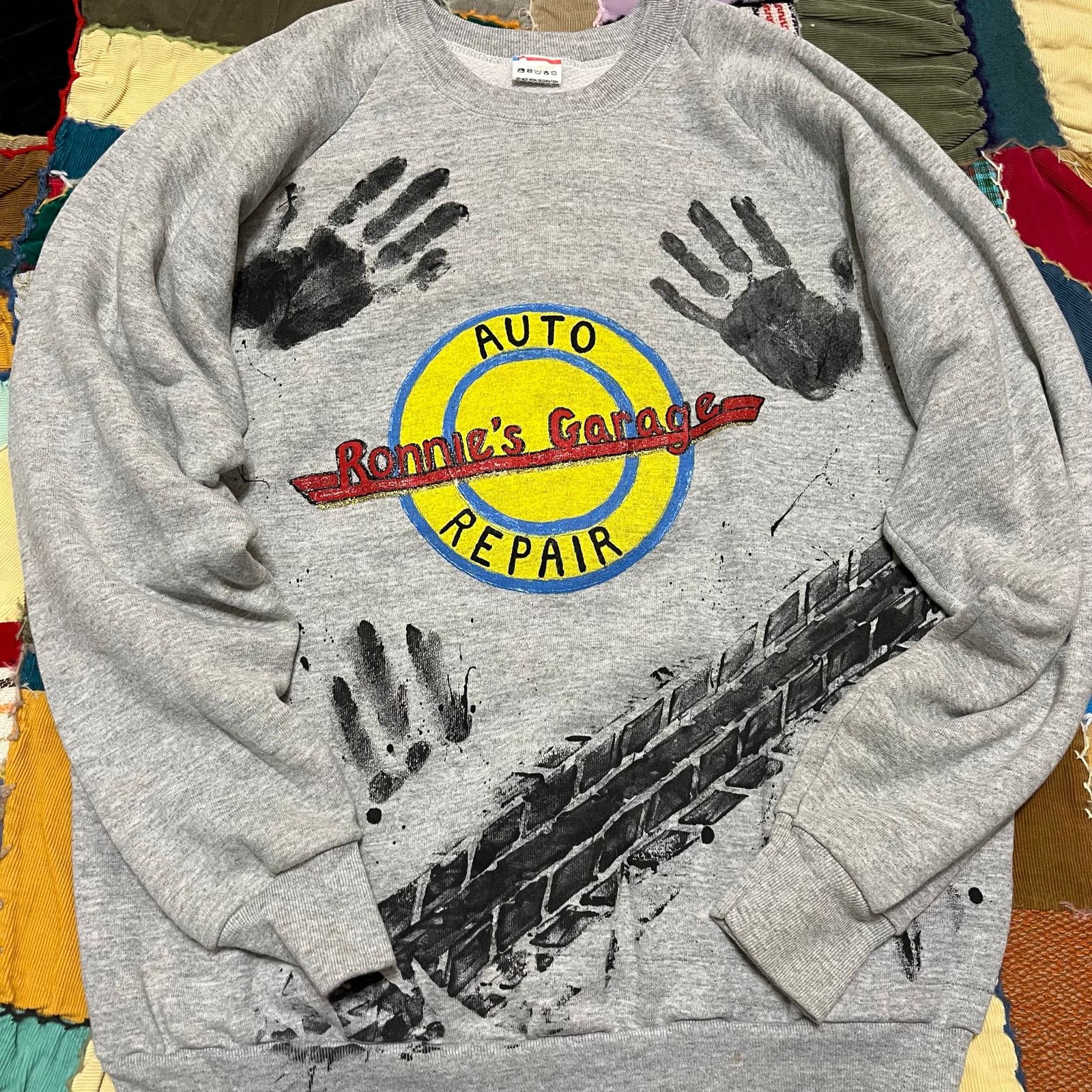 Fruit Of The Loom Vintage Auto Garage Repair Shop Black Tire Paint Crewneck Size US XL / EU 56 / 4 - 1 Thumbnail
