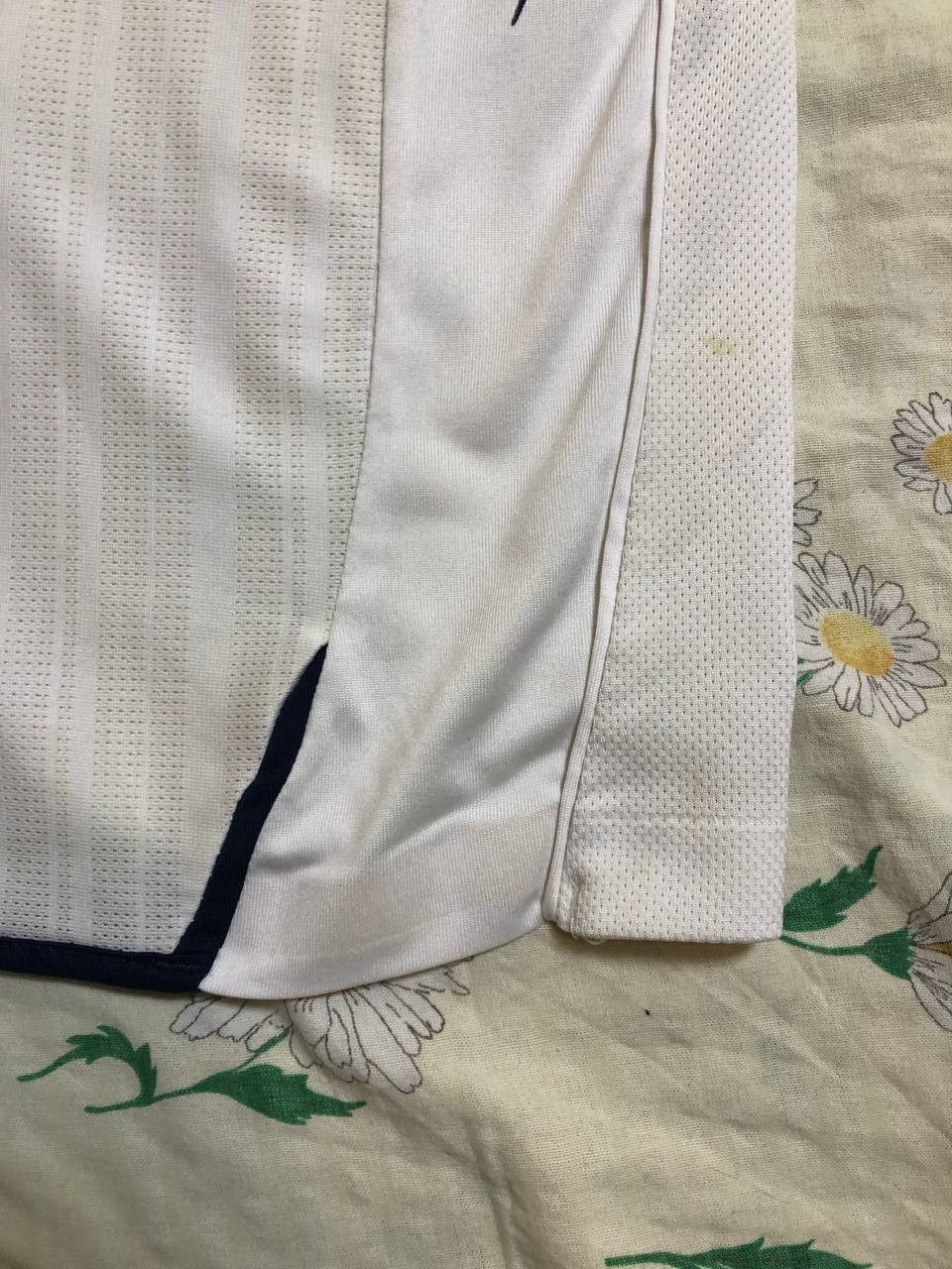 Umbro ENGLAND 2007 2009 HOME FOOTBALL SHIRT SOCCER JERSEY Size US M / EU 48-50 / 2 - 19 Thumbnail