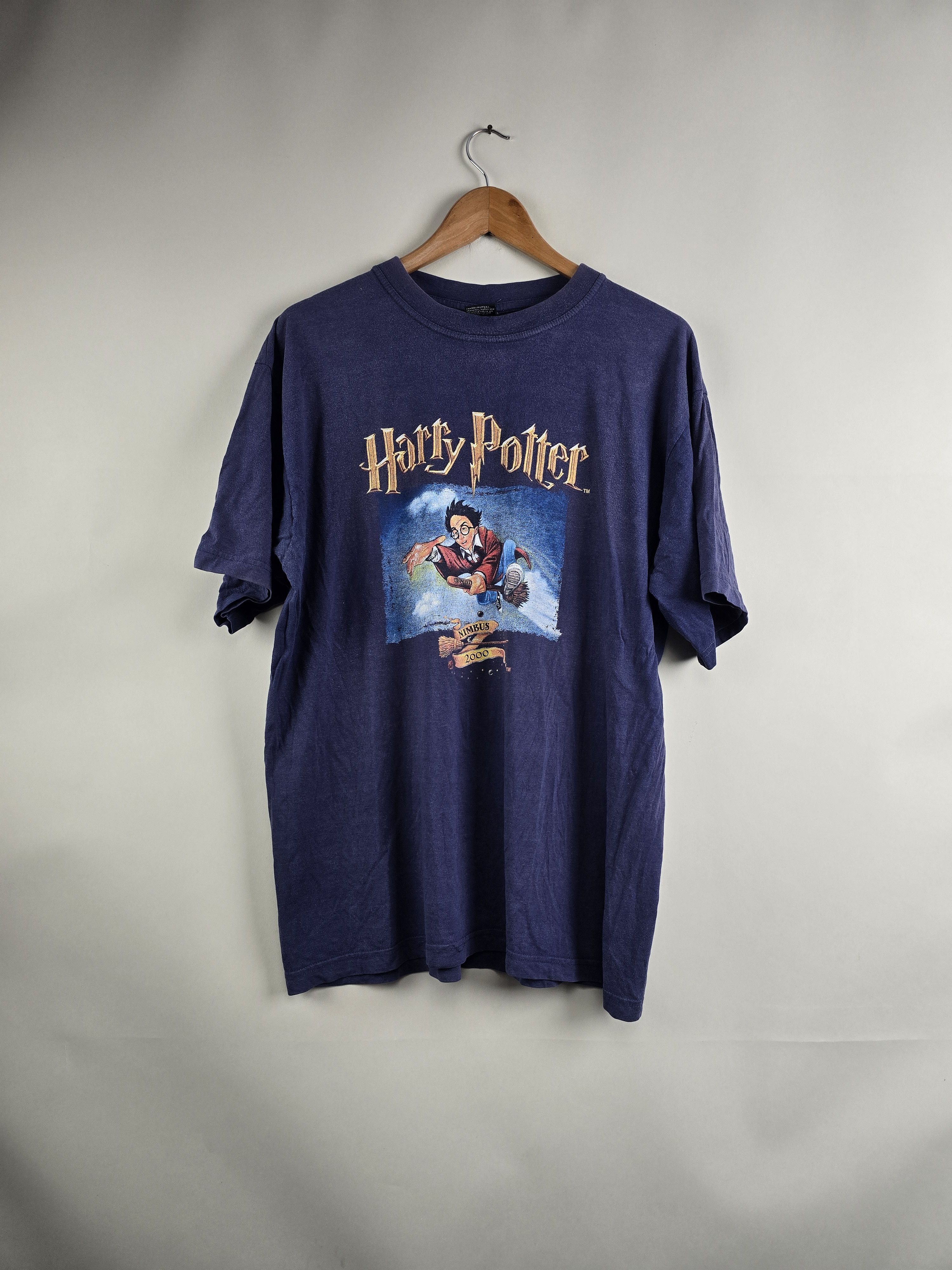 Vintage × Warner Bros 2001 Harry Potter Nimbus 2000 Movie promo L 22" 29" Size US L / EU 52-54 / 3 - 7 Thumbnail