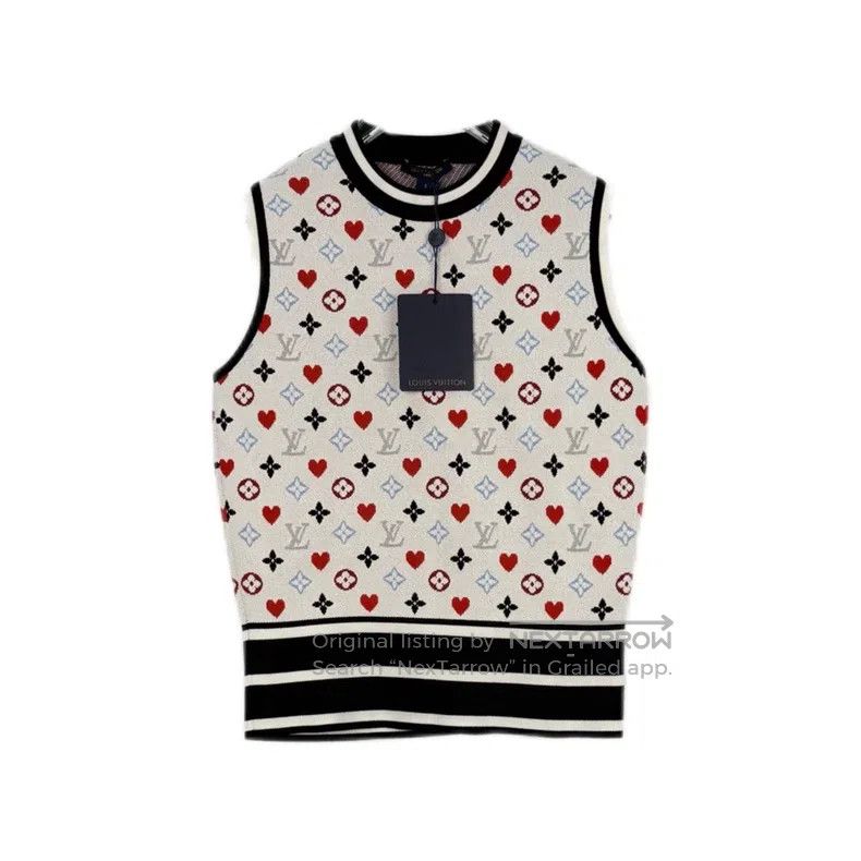 Louis Vuitton Louis Vuitton White playing card patterned knit vest Size S / US 4 / IT 40 - 1 Thumbnail
