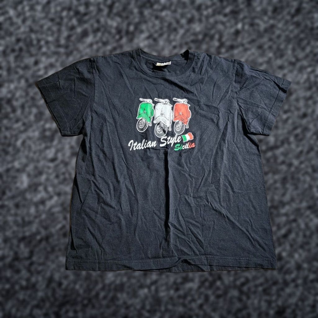 Vintage Adult M VESPA Italian Style Scooter Travel Souvenir T Shirt Size US M / EU 48-50 / 2 - 1 Thumbnail