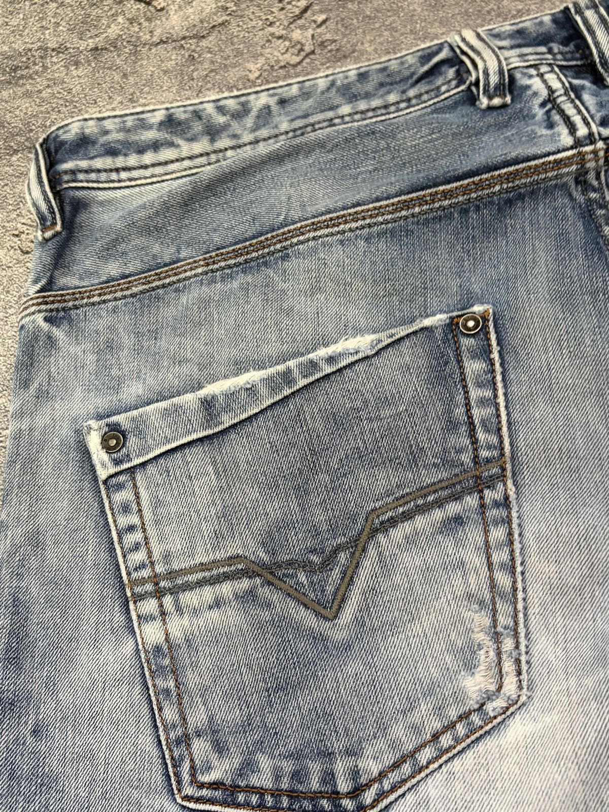 Diesel DIESEL Krooley Slim Carrot Distressed Blue Jeans W36 L34 Size US 36 / EU 52 - 6 Thumbnail