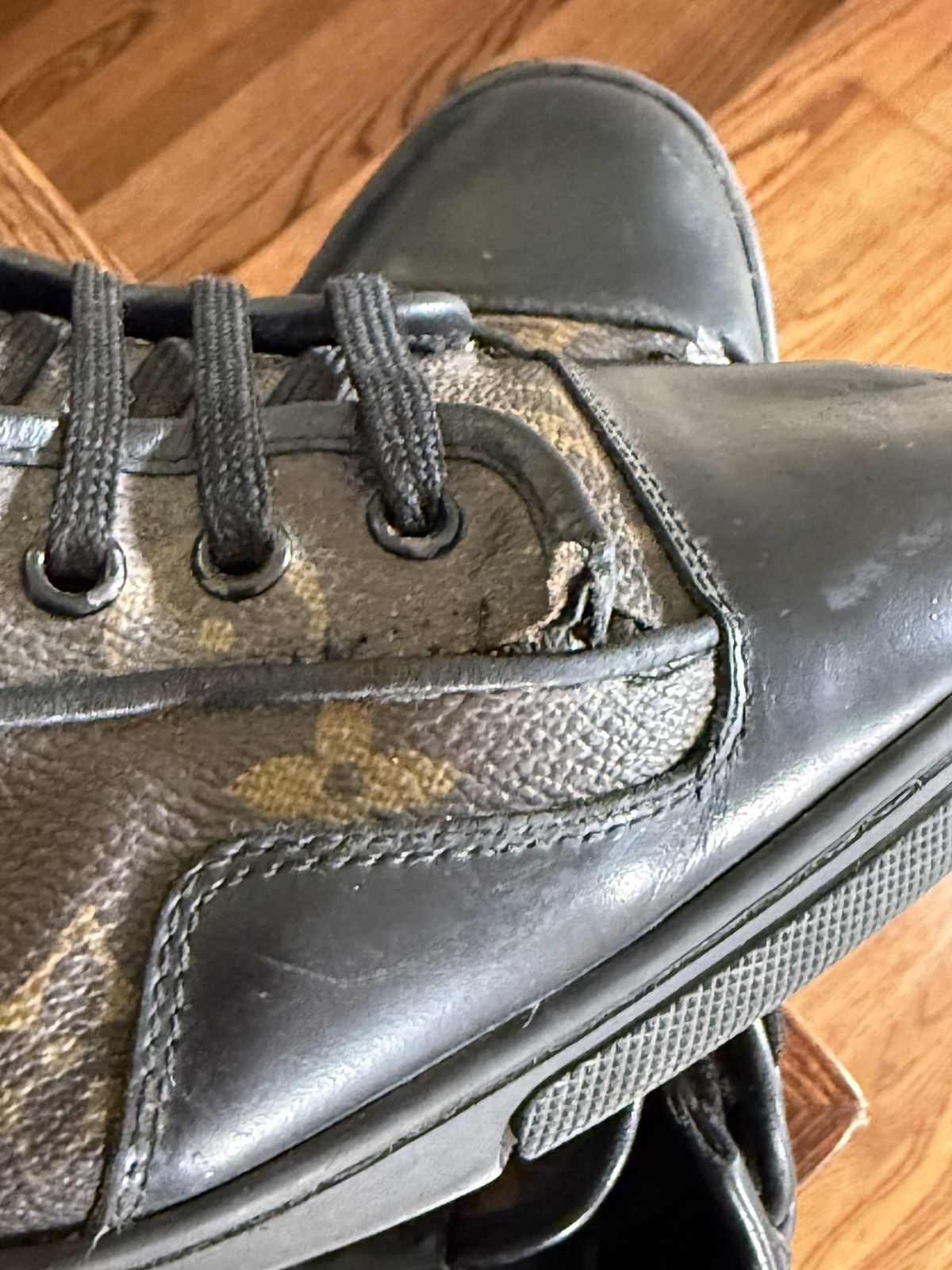 Louis Vuitton Louis Vuitton Calfskin Monogram Slalom Sneakers Leather Size US 9.5 / EU 42-43 - 22 Thumbnail