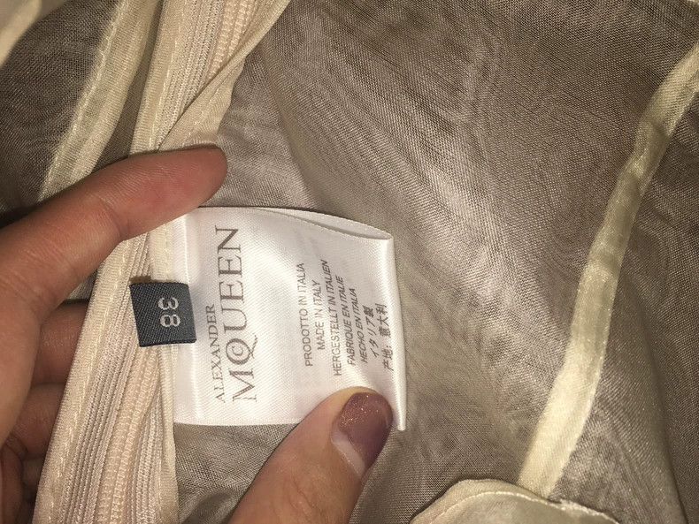 Alexander McQueen Alexander McQUEEN size 38 Butterfly sleeve short sleeved t Size S / US 4 / IT 40 - 6 Thumbnail