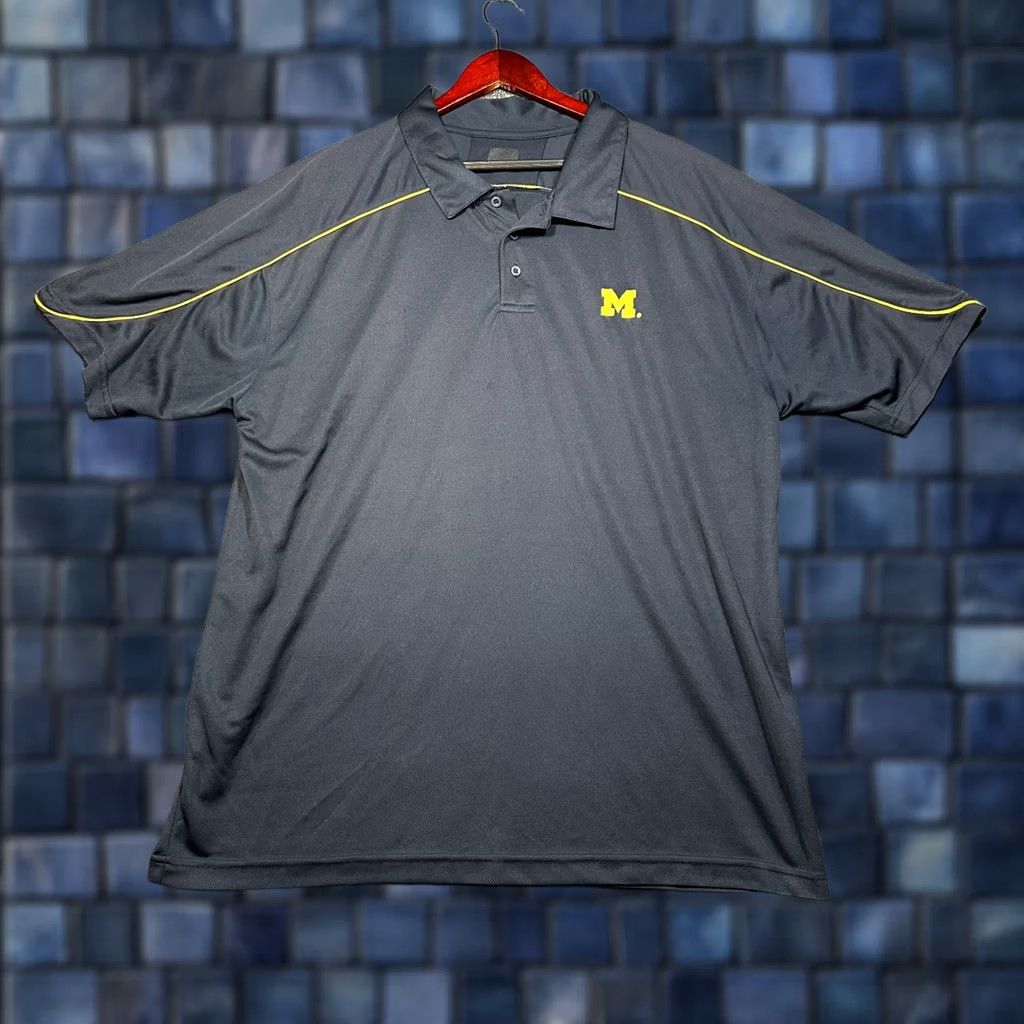 Vintage Nike Polo Shirt Mens XL Blue Short Sleeve Button Neck University of Michigan Logo Size US XL / EU 56 / 4 - 1 Thumbnail
