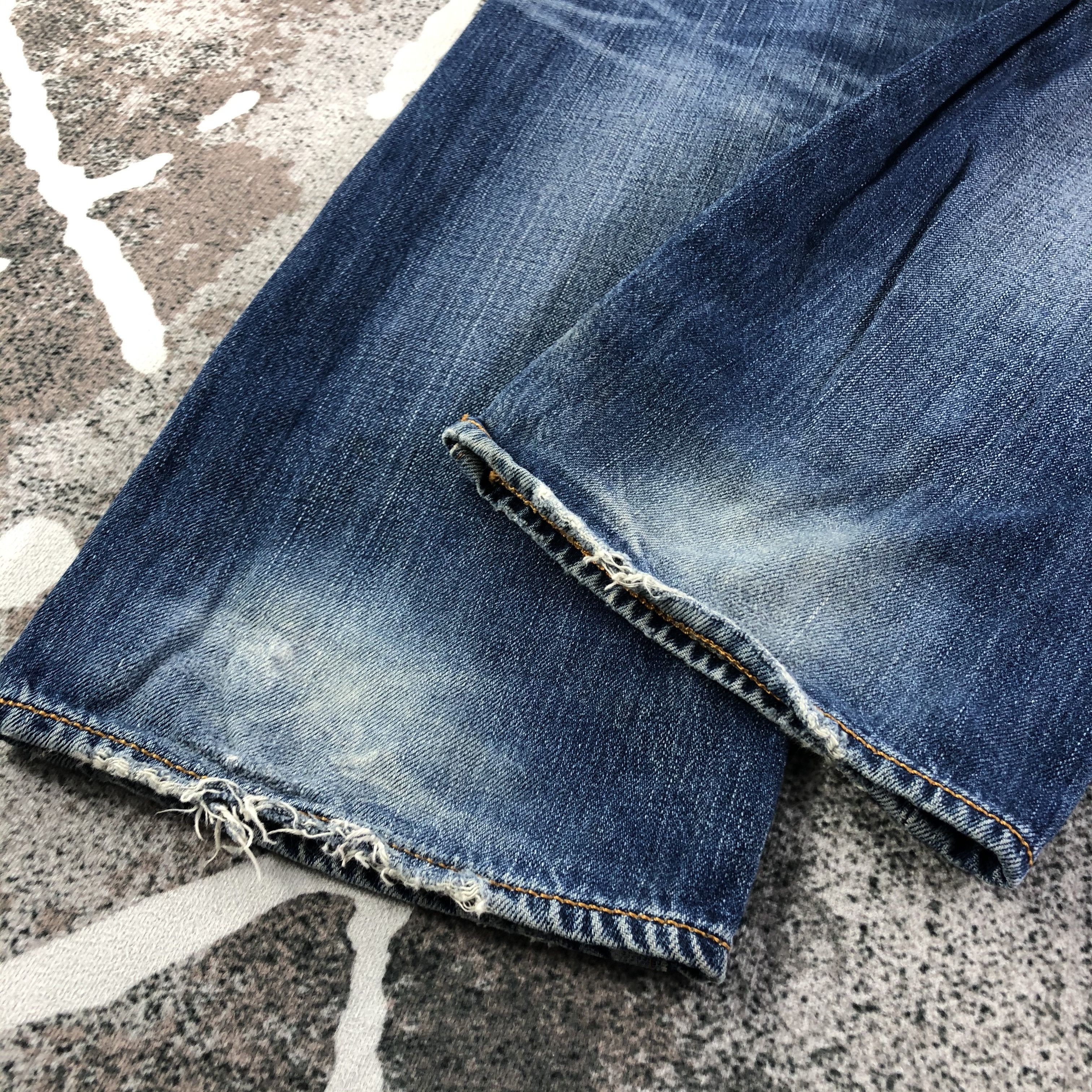 Levi's Vintage Levis 505 Jeans Faded Blue Denim KJ1853 Size US 30 / EU 46 - 6 Thumbnail