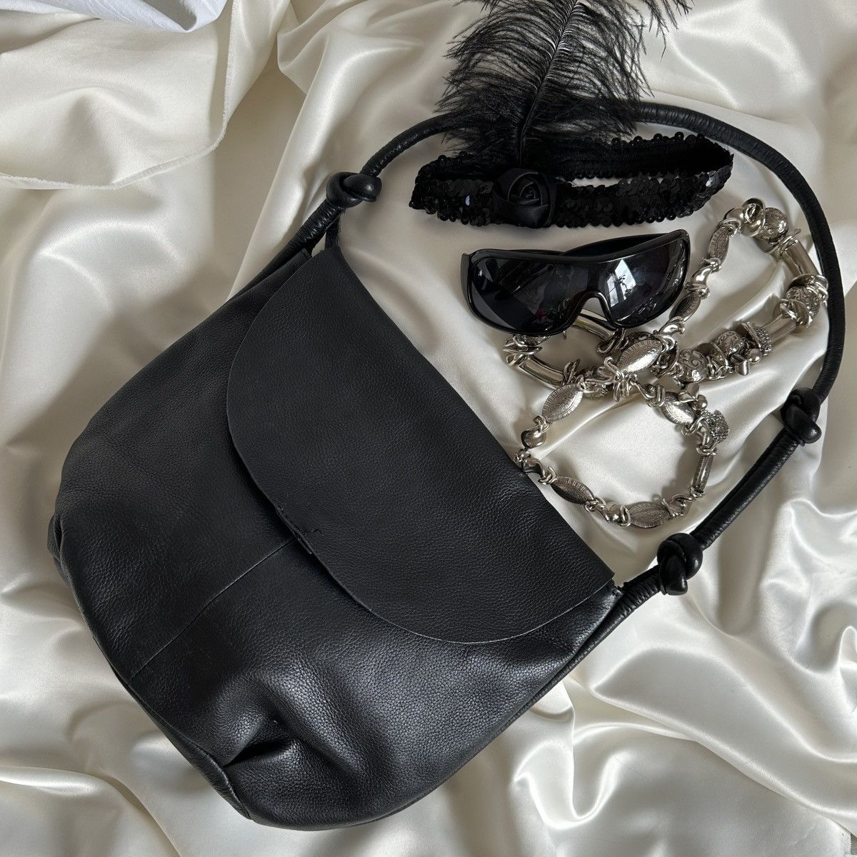 Vintage Vintage black leather shoulder bag Size ONE SIZE - 3 Thumbnail