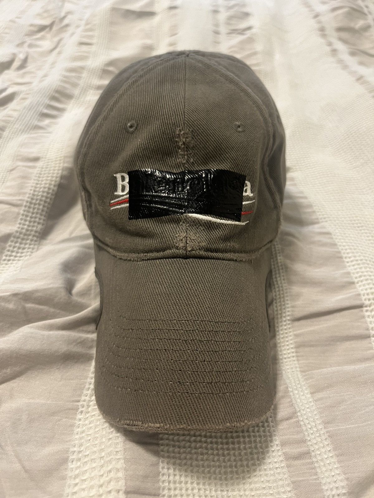image of Balenciaga Cap in Grey, Men's