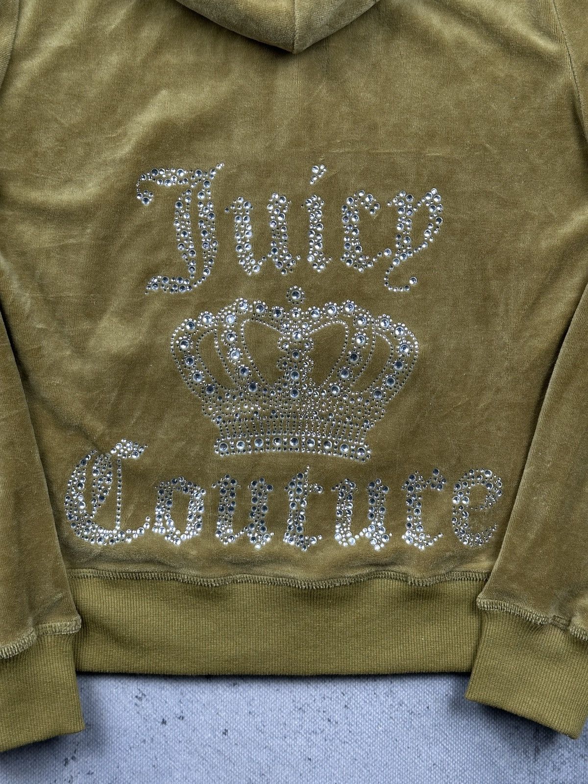 Juicy Couture Juicy Couture Velour Hoodie Rhinestone Crown Y2K Gold 90s Size S / US 4 / IT 40 - 9 Thumbnail