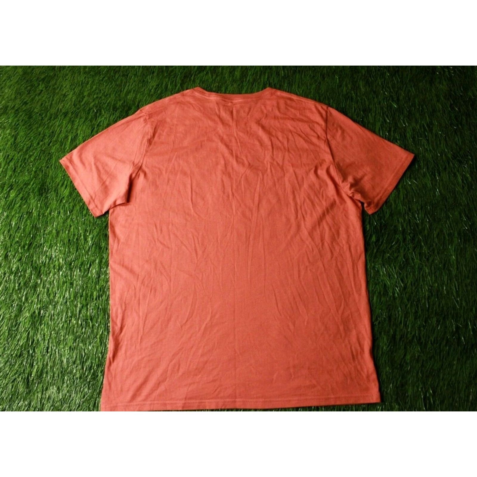 Under Armour Under Armour HeatGear Mens Training Shirt Jersey T-Shirt Tee XL Orange CrossFit Short Sleeve Size US XL / EU 56 / 4 - 8 Thumbnail