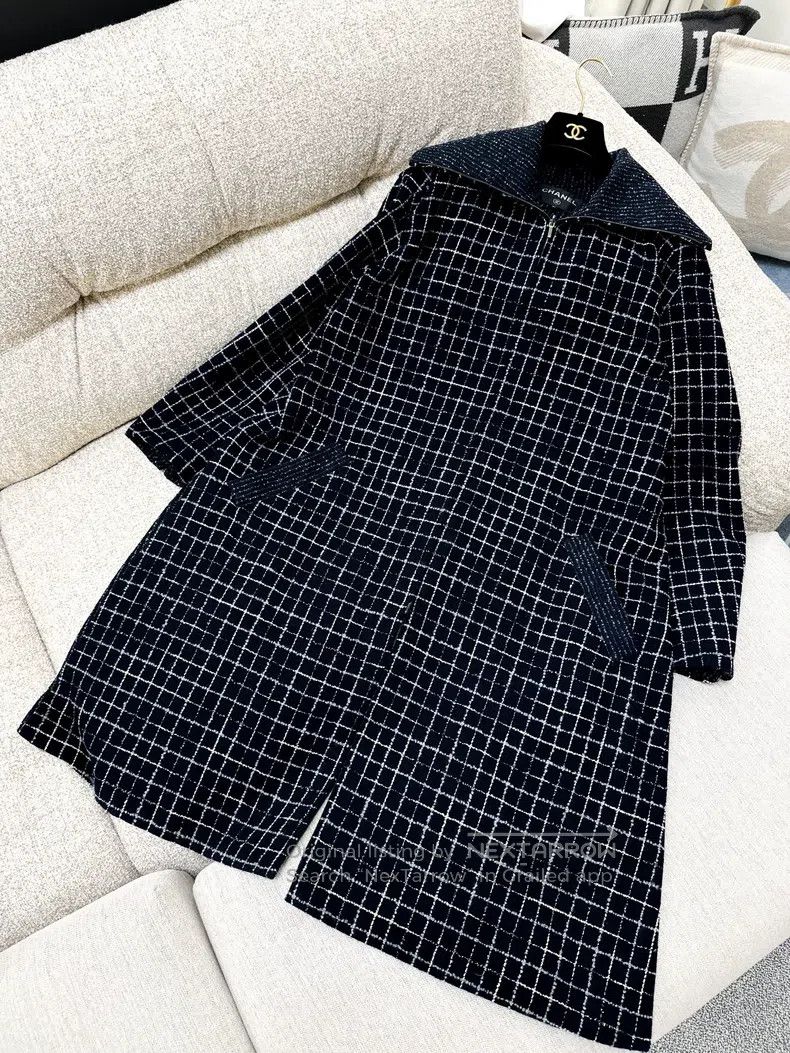 Chanel Chanel 22A dark blue lapel long zipper jacket Size XXS / US 00 / IT 34 - 2 Thumbnail