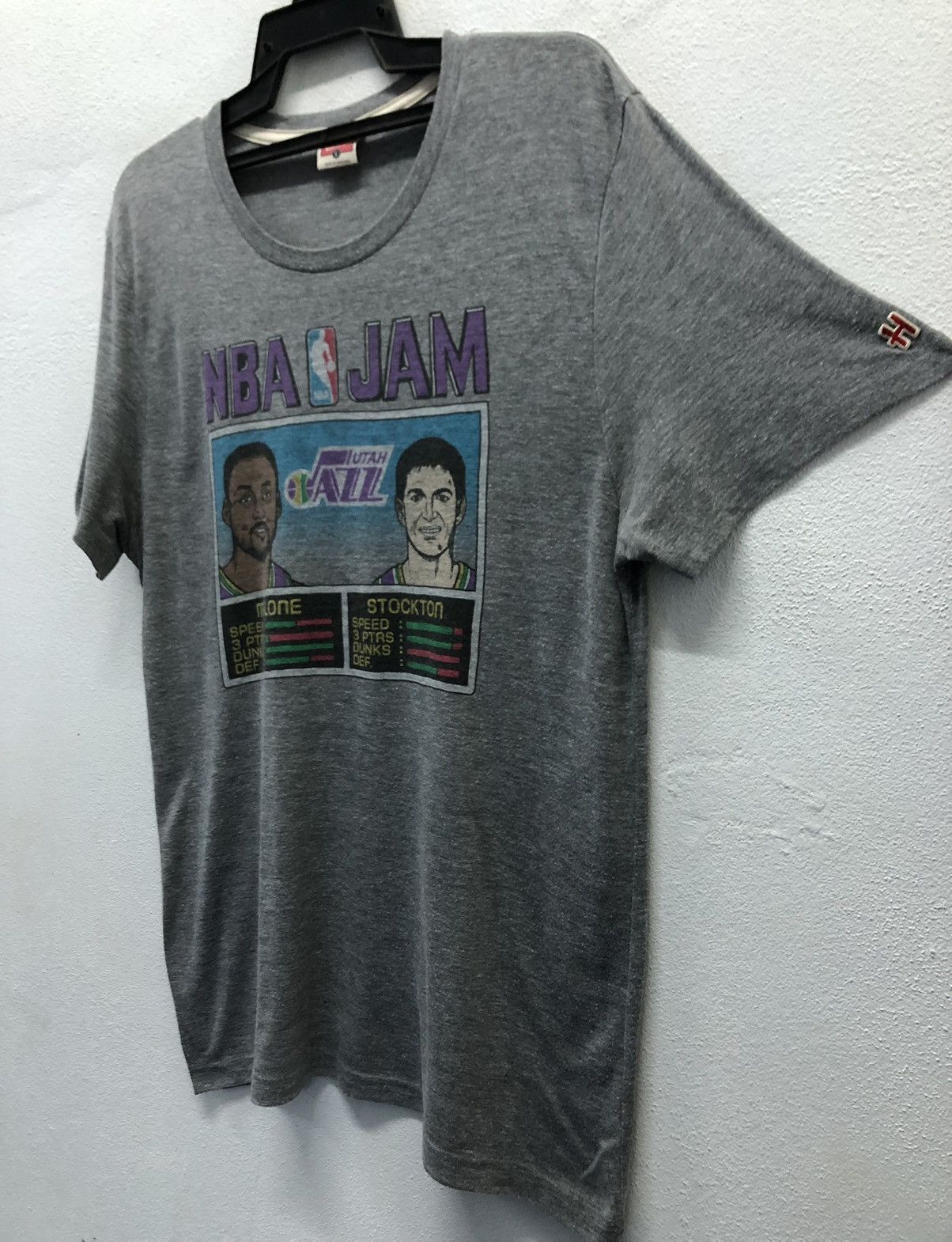 Homage Vintage Homage NBA JAM Video Game Utah Jazz Players T-Shirt Size US L / EU 52-54 / 3 - 5 Thumbnail