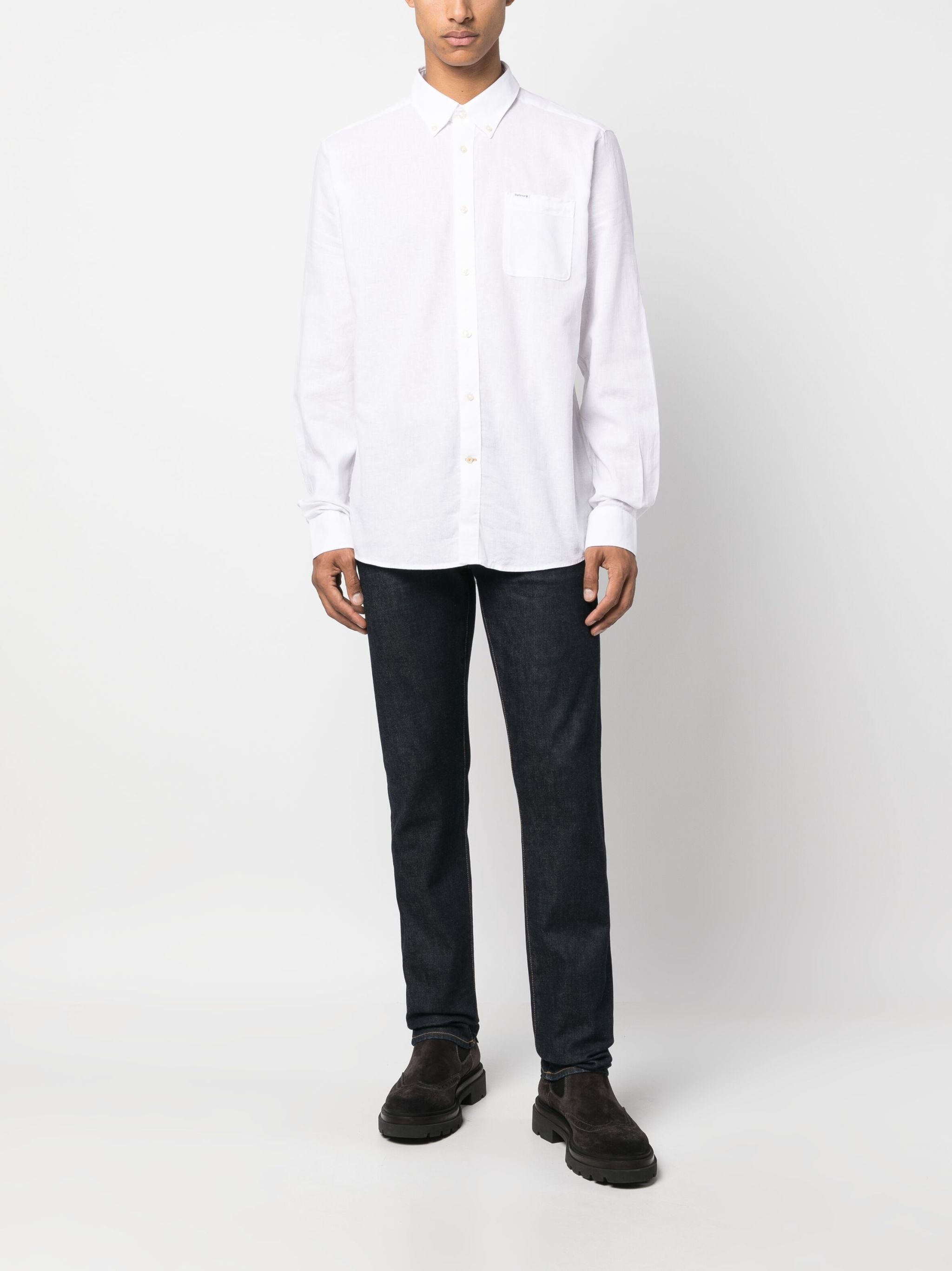 Barbour o1y1224 Logo Single Pocket Shirt in White Size US M / EU 48-50 / 2 - 2 Thumbnail