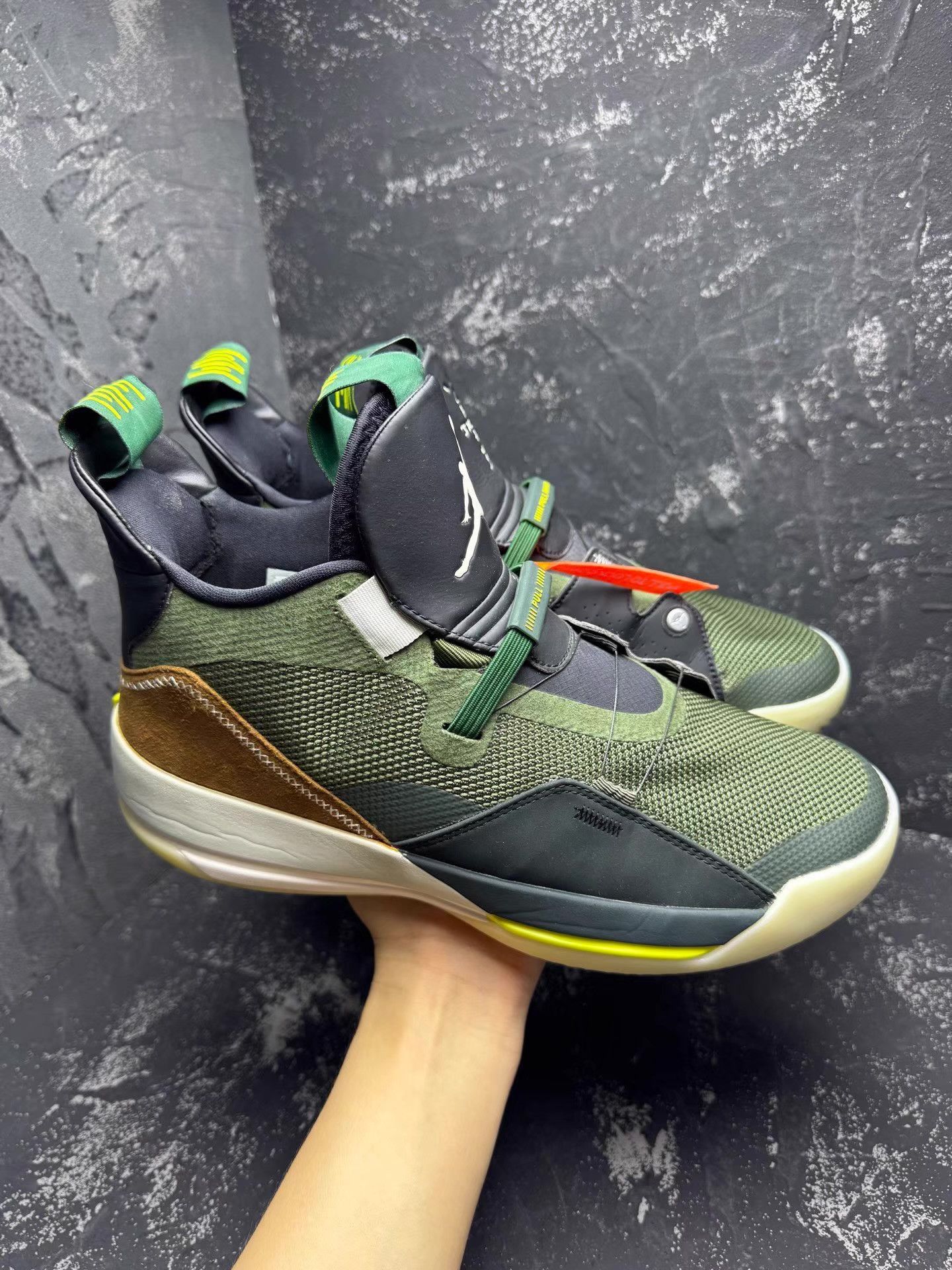 Nike Travis Scott x Air Jordan 33 Olive Green Q10 Size US 10 / EU 43 - 7 Thumbnail