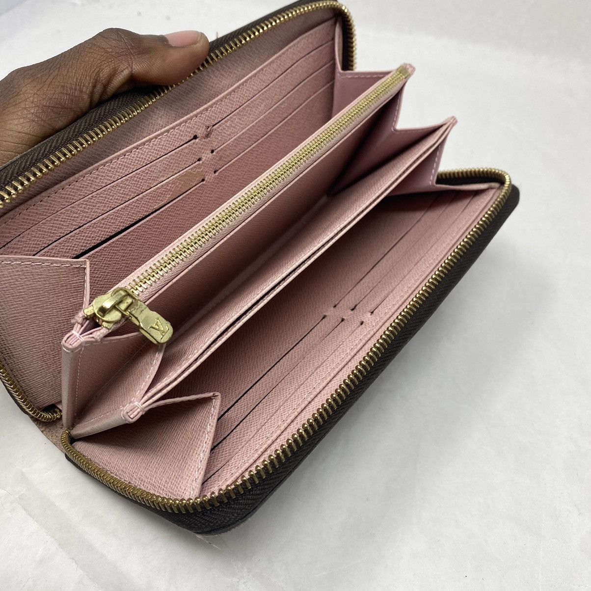 Louis Vuitton Louis Vuitton Monogram Zip Wallet Size ONE SIZE - 5 Thumbnail