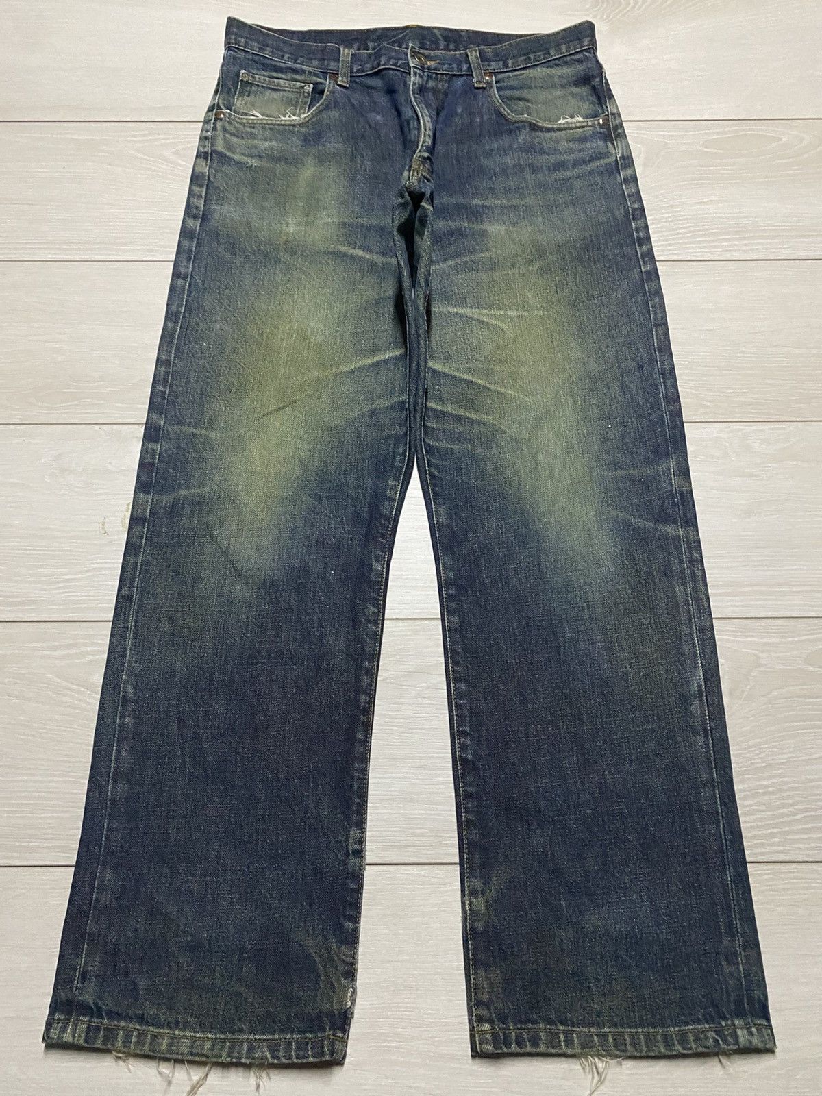 Japanese Brand Vintage Japanese Brand Mud Wash Distressed Loose Jeans Size US 34 / EU 50 - 1 Thumbnail