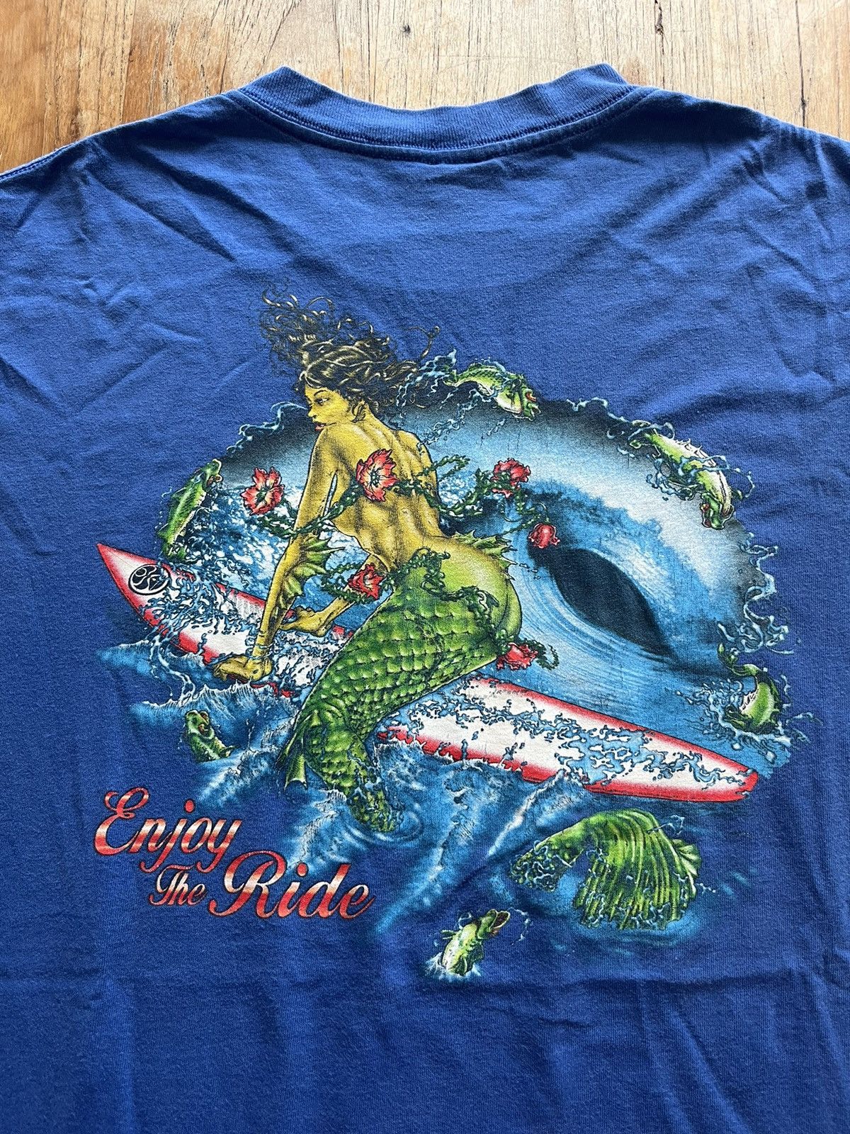 Vintage Vintage Enjoy The Ride Surf Streetwear90 art design T-shirt Size US XL / EU 56 / 4 - 7 Thumbnail