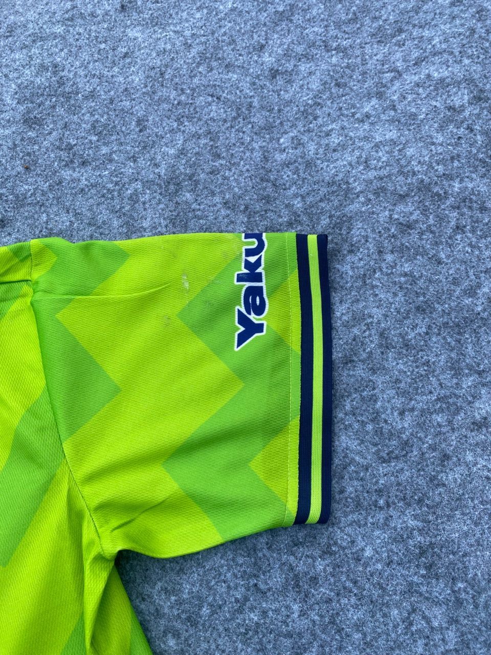 Majestic Vintage Majestic Tokyo Yakult Swallows Baseball Jersey Size US L / EU 52-54 / 3 - 4 Thumbnail