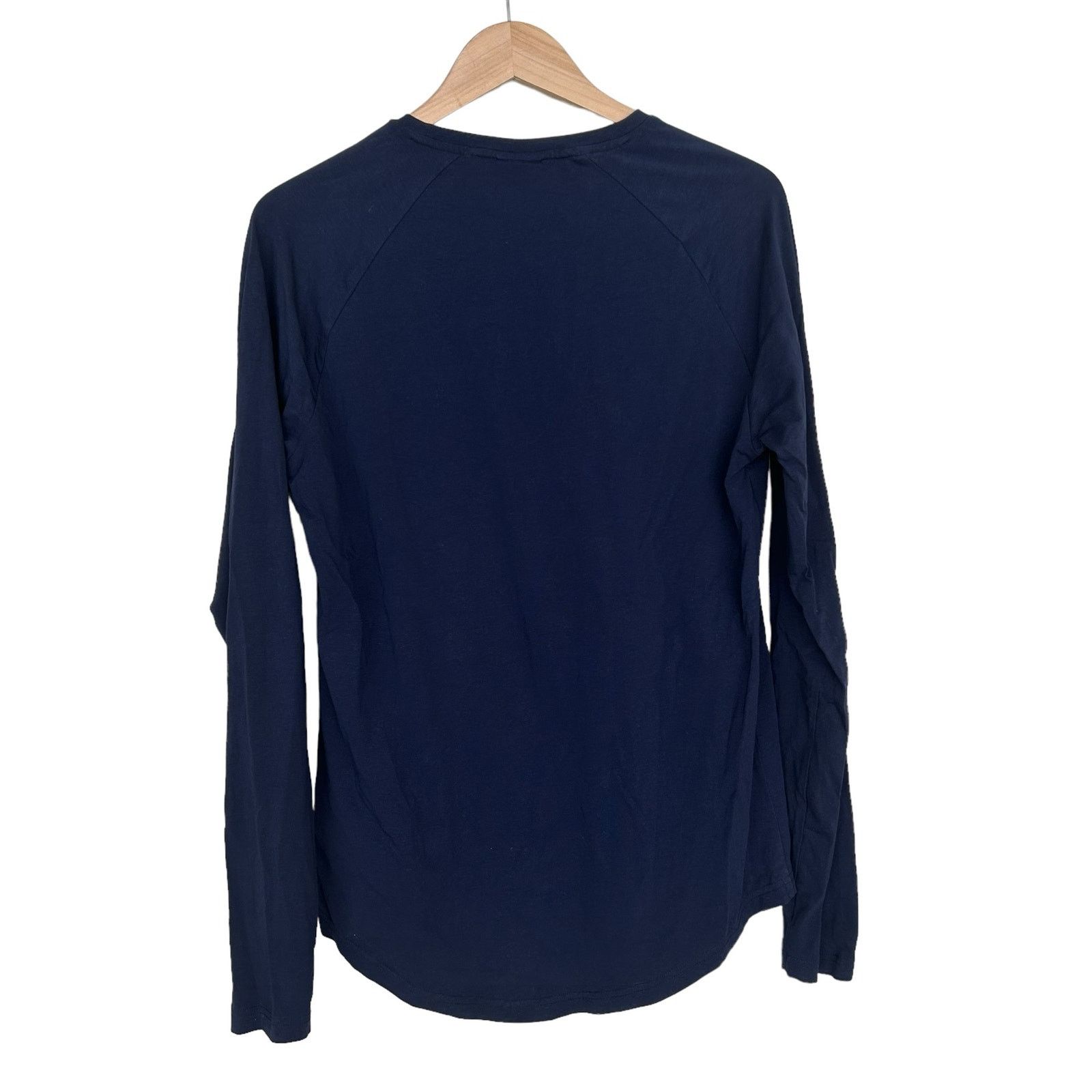 Gymshark Gymshark Navy Blue Long Sleeve Shirt Sz L Size US L / EU 52-54 / 3 - 4 Thumbnail