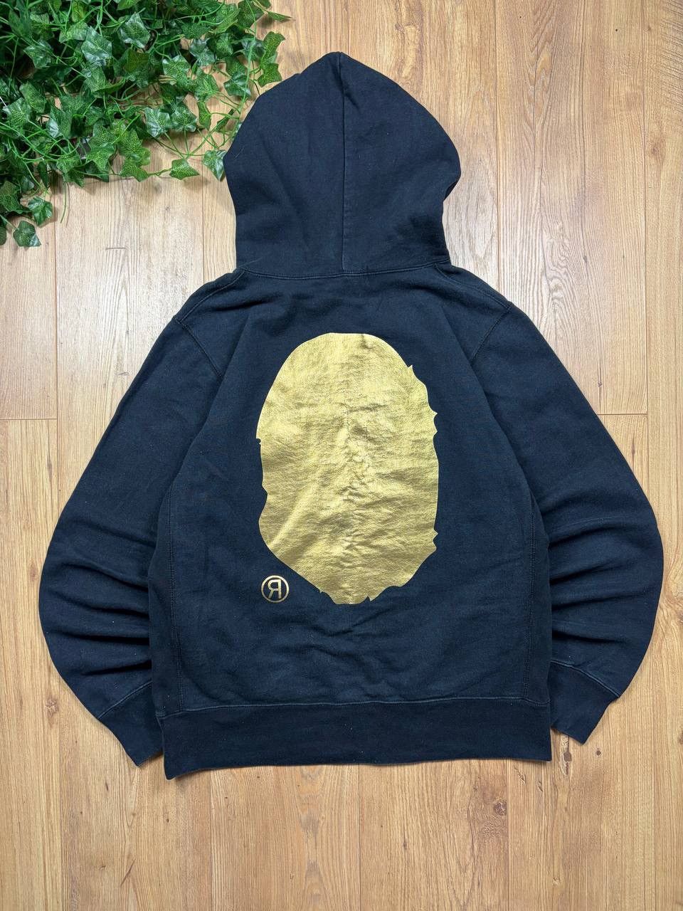 Bape BAPE GOLD FOIL APE HOODIE Size US L / EU 52-54 / 3 - 2 Thumbnail