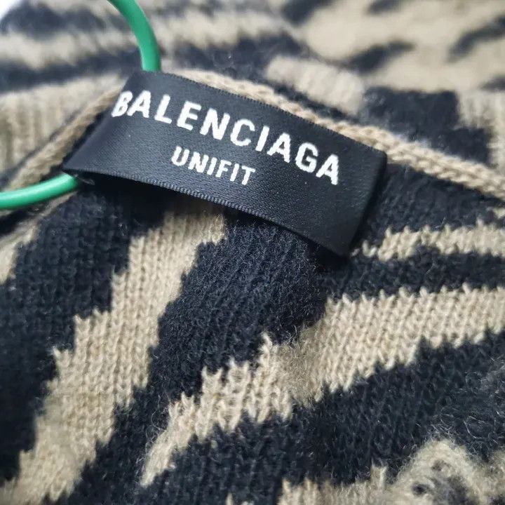 Balenciaga Balenciaga Vintage Zebra Print Knit Sweater 0079-2507 Size US XS / EU 42 / 0 - 2 Thumbnail