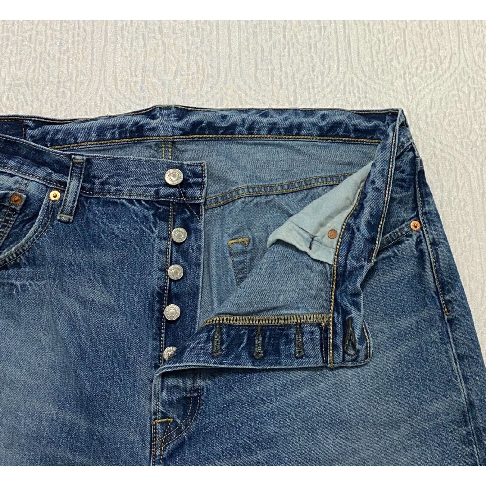 Levi's Levi's 501 Jeans Men Regular Straight Denim Blue 36x32 Button Fly 5-Pocket WC: Levi's Logo Cotton Denim Rise High Size US 36 / EU 52 - 3 Thumbnail