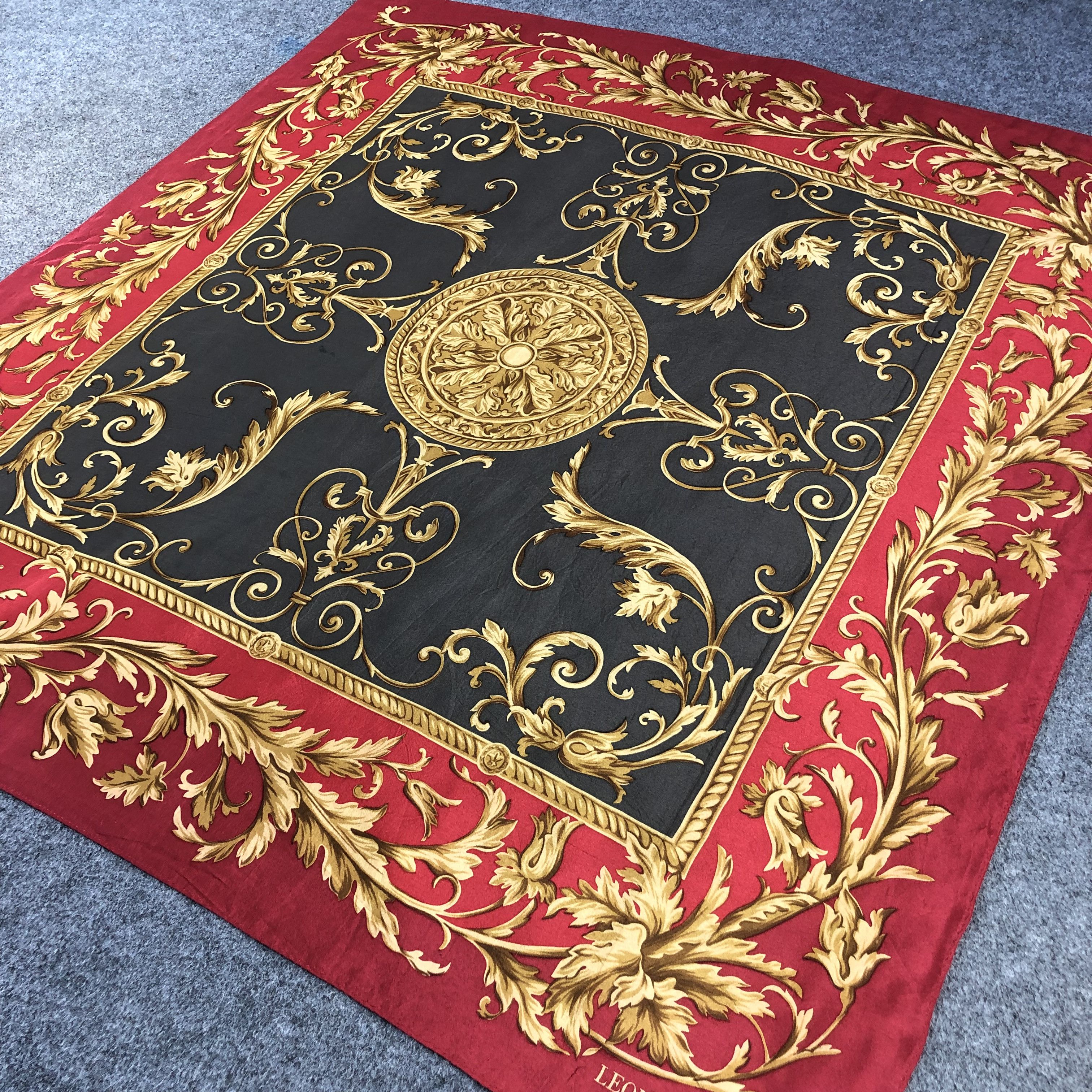 Vintage Leonessa Luxury Baroque Silk Scarf M880 Size ONE SIZE - 2 Thumbnail