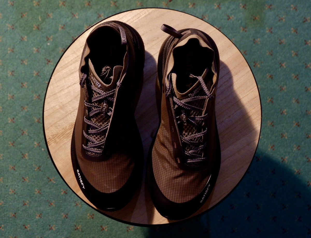 Other SATISFY RUNNING THE ROCKER FALCON Size US 10 / EU 43 - 2 Thumbnail