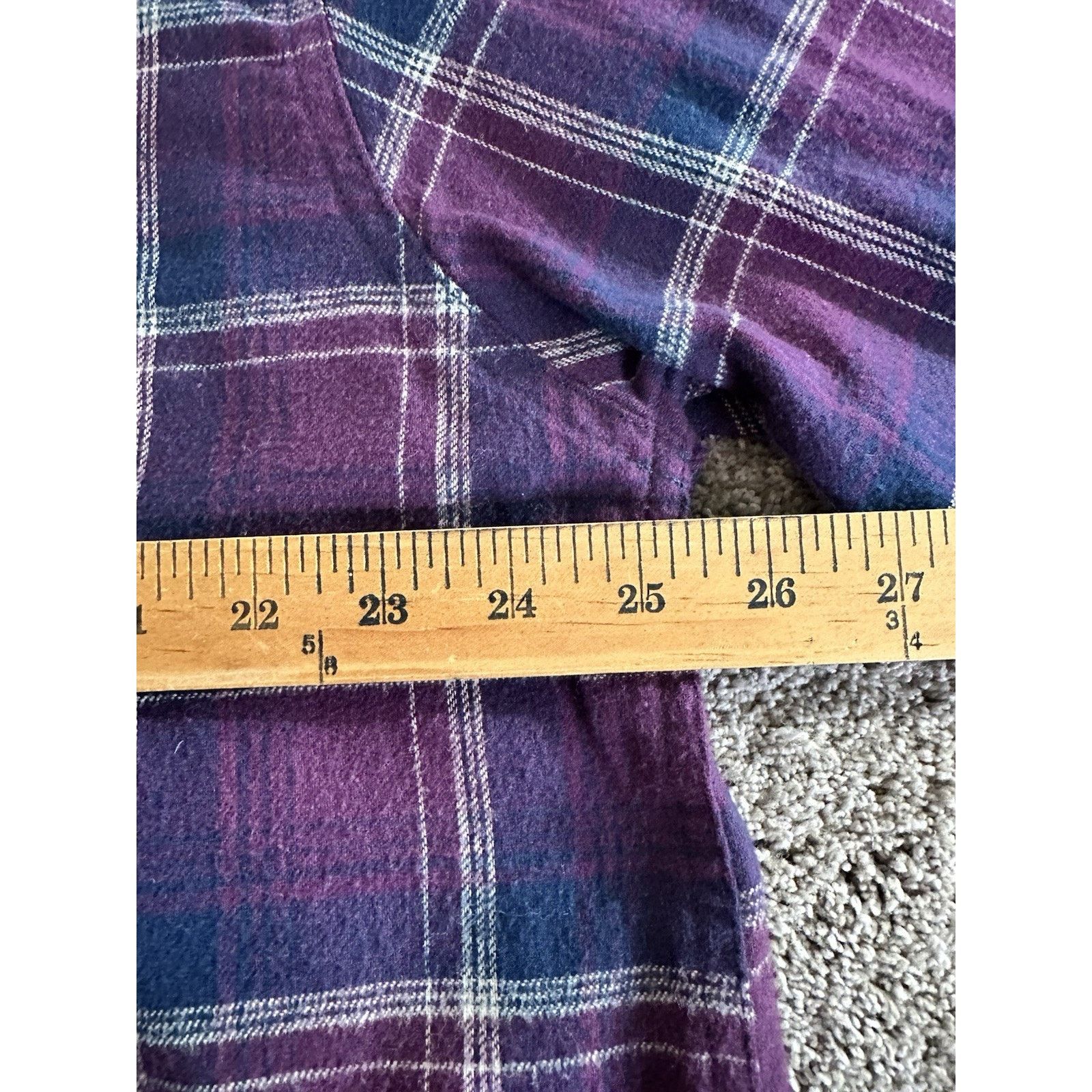 Woolrich Woolen Mills Woolrich Womens XL Flannel Shirt Purple Plaid Size XL / US 12-14 / IT 48-50 - 7 Thumbnail