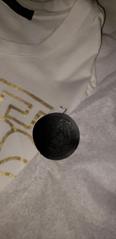 Versace Versace Gold Foil Medusa Head T-Shirt - MINT / with Box Size US XXL / EU 58 / 5 - 5 Thumbnail