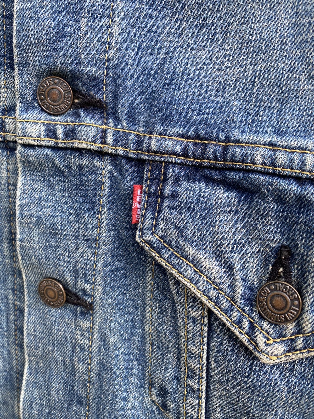 Levi's × Levi's Vintage Clothing × Vintage size 38 vintage levi's 557 big E trucker denime jacket Size US M / EU 48-50 / 2 - 4 Thumbnail