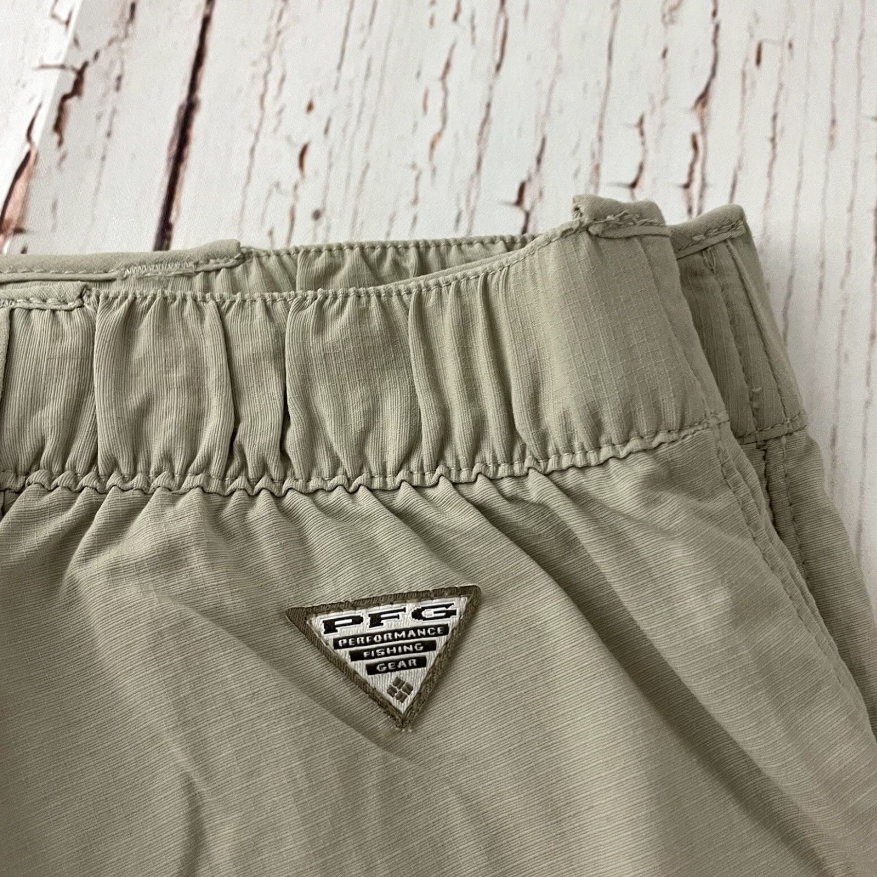 Vintage Columbia PFG Convertible Hiking Outdoor Nylon Pants Women's XL Khaki Size 40" / US 18 - 2 Thumbnail