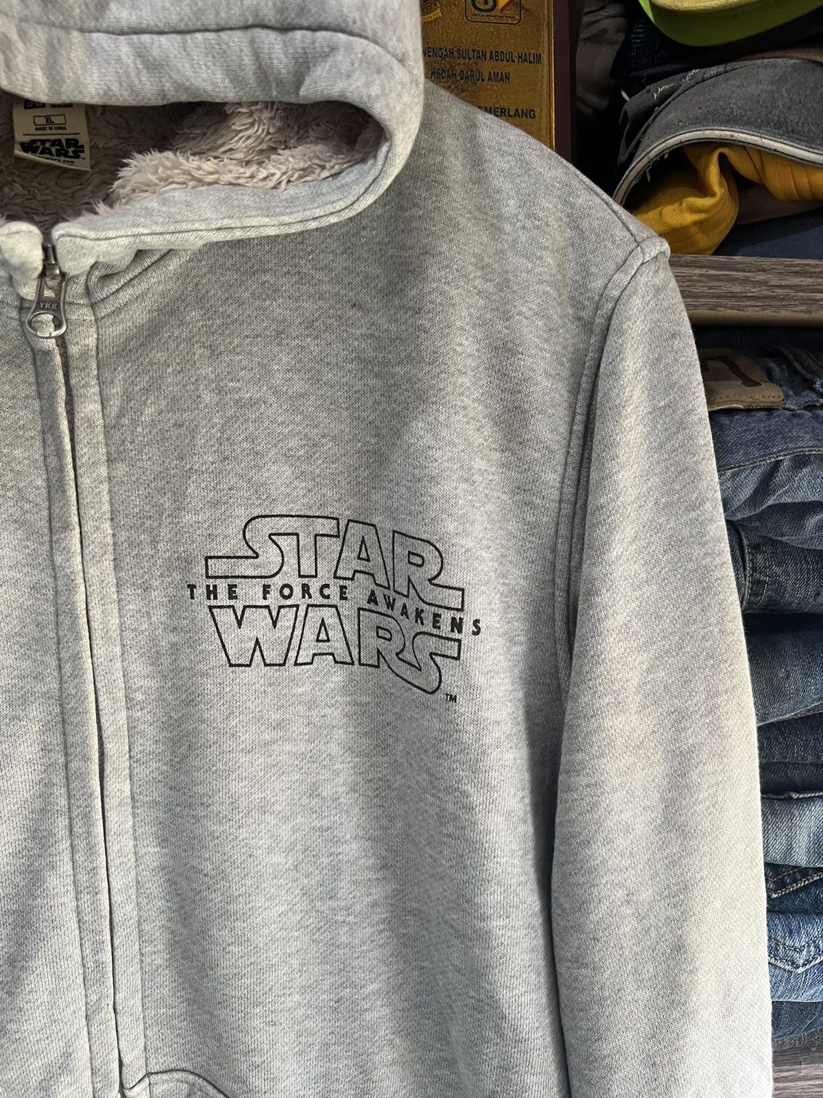 Star Wars 🔥Uniqlo Star Wars Faux Fur Zipper Hoodies Size US M / EU 48-50 / 2 - 5 Thumbnail