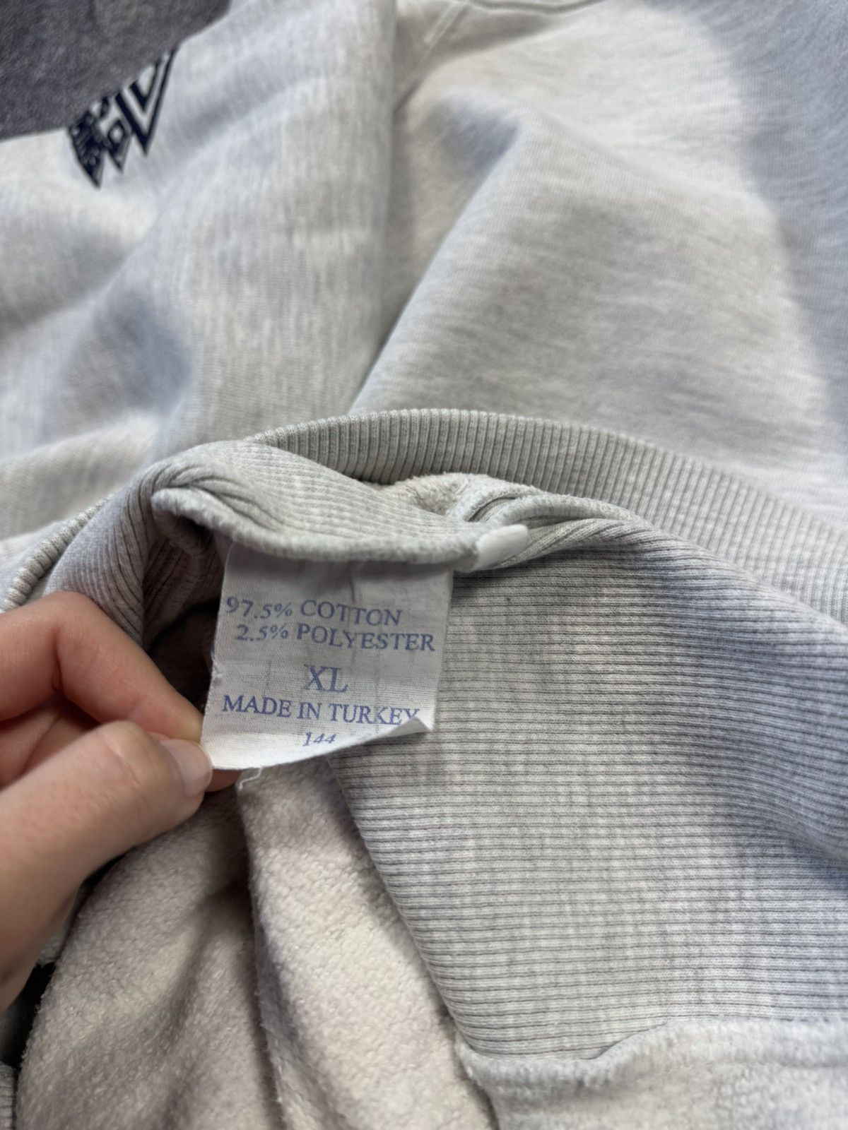 Umbro Umbro Vintage Sweatshirt — Great Condition Size US XL / EU 56 / 4 - 7 Thumbnail