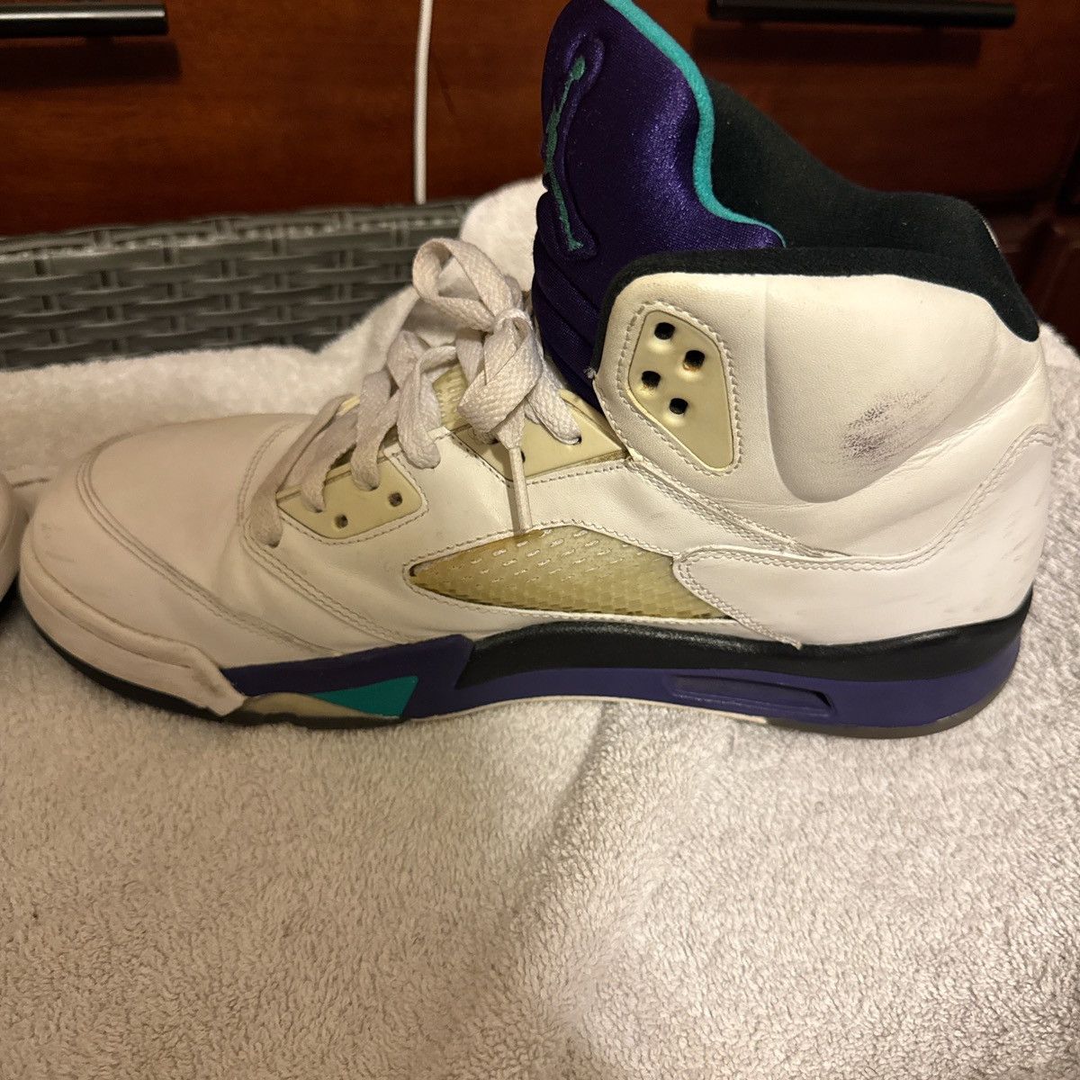 Jordan Brand Grape 5’s Size US 11.5 / EU 44-45 - 4 Thumbnail