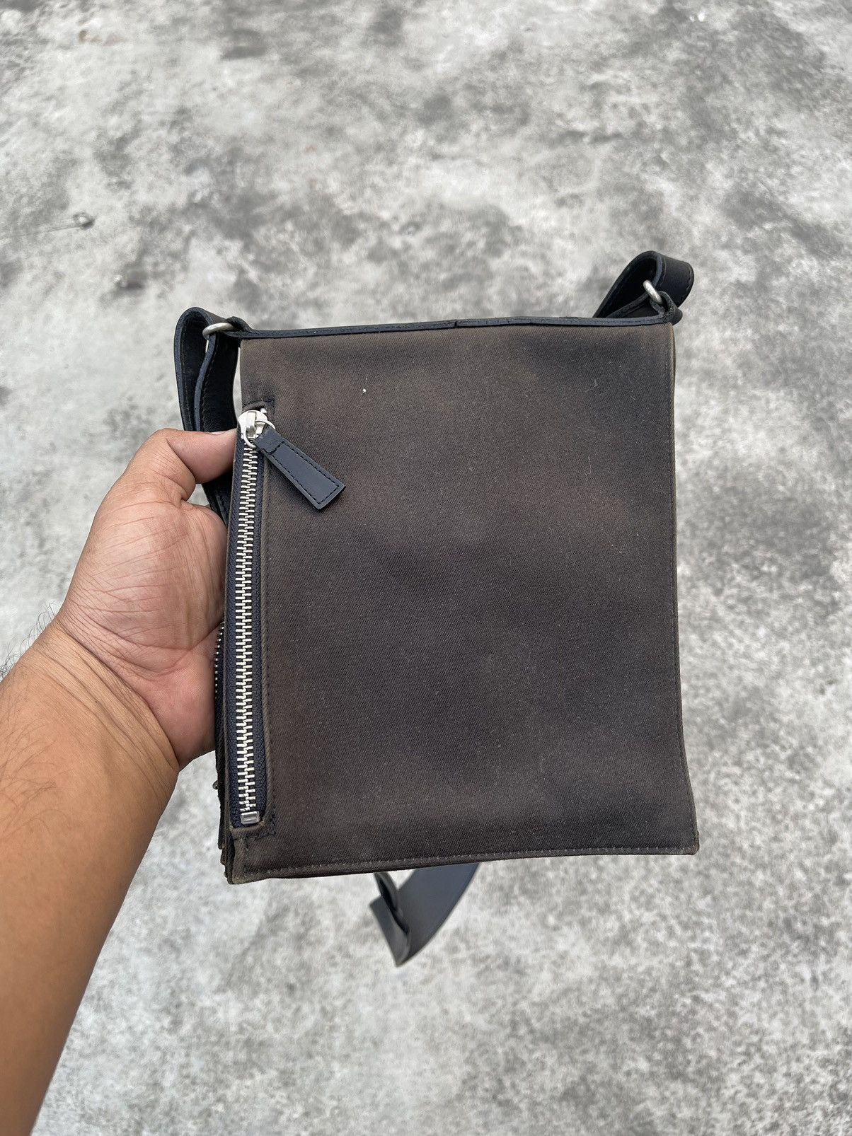 Alexander McQueen Vintage Alexander McQueen Small Sling Bag Quick Pocket Size ONE SIZE - 2 Thumbnail